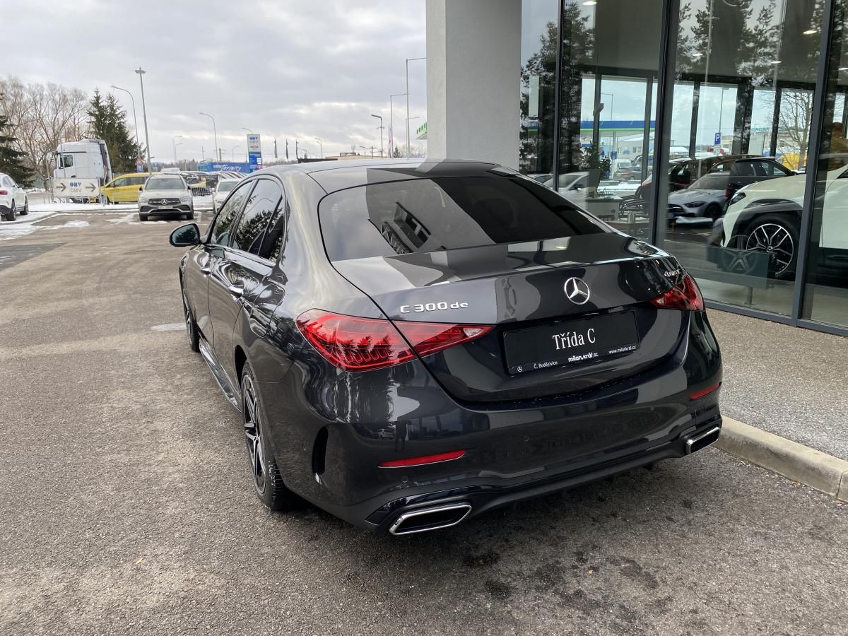 Mercedes-Benz Třídy C, C 300 de 4M - HYBRID náhradní - fotka 4