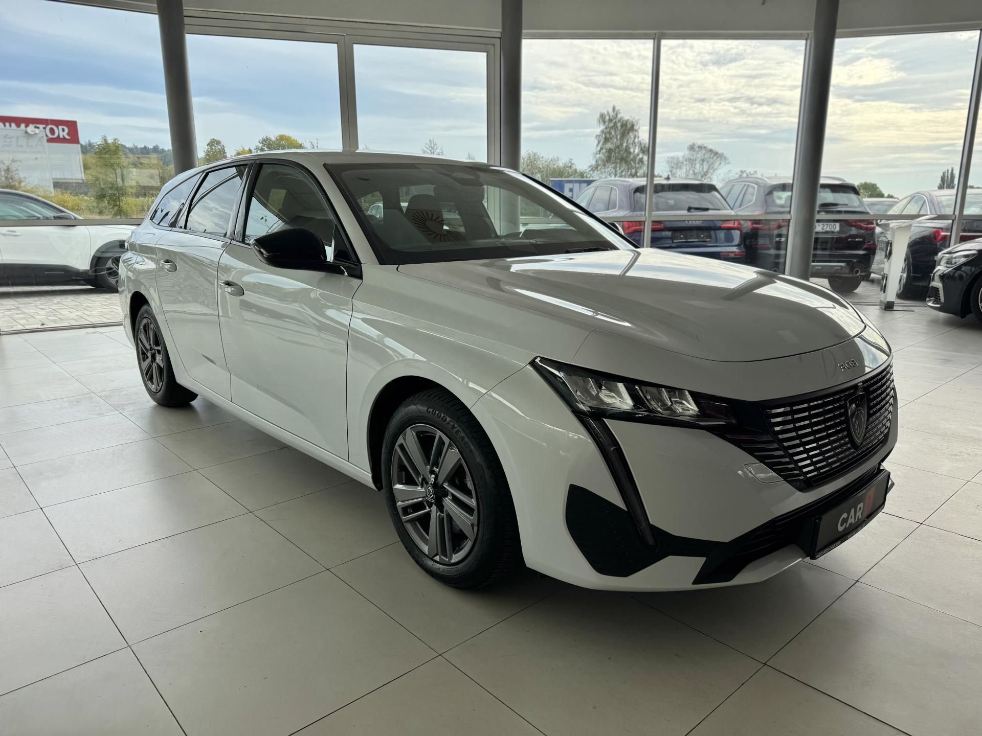 Peugeot 308, 1,2PT 96KW*ALLURE*Kamera*DPH - fotka 4
