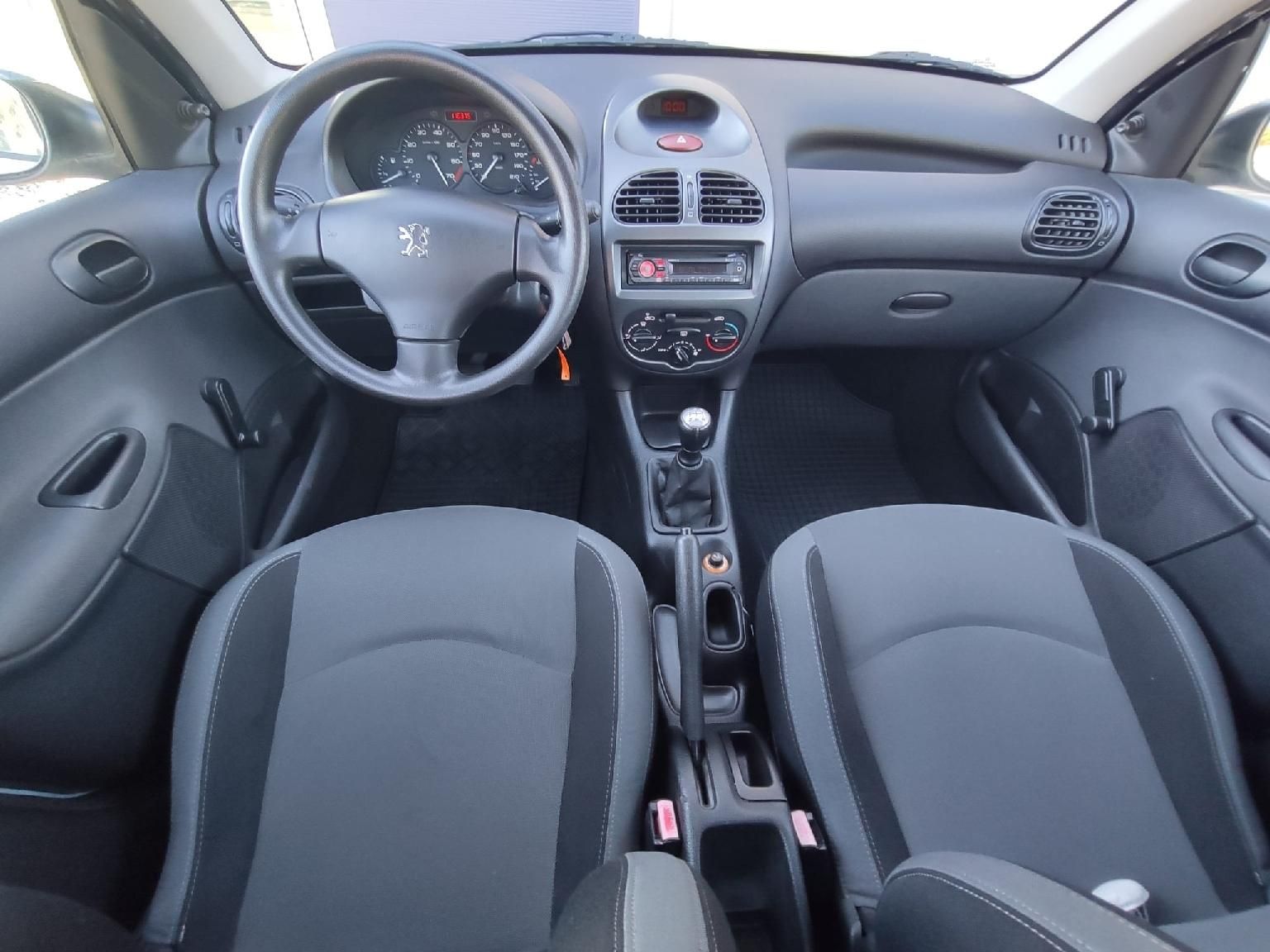 Peugeot 206, 1.4i 75k MAN5 - fotka 2