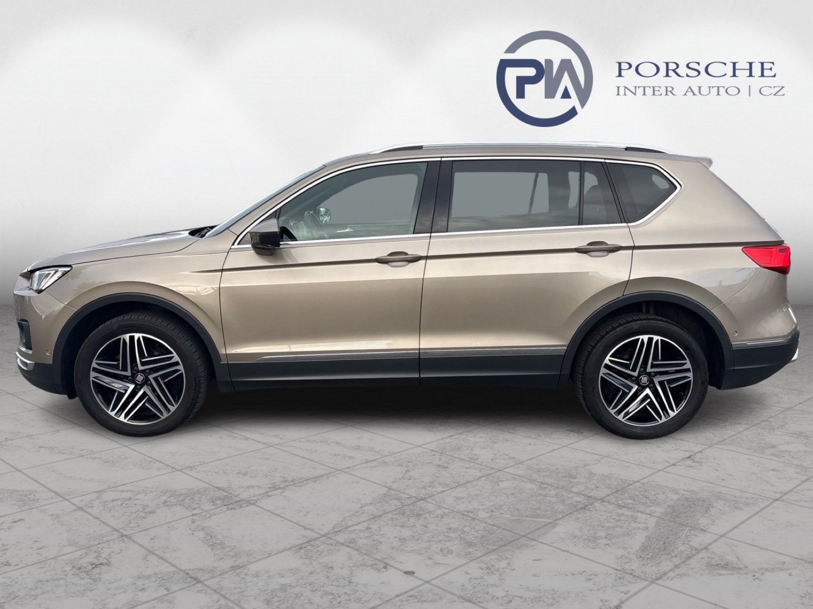 Seat Tarraco, 2.0 TDI Excellence 4x4 DSG 110 - fotka 3
