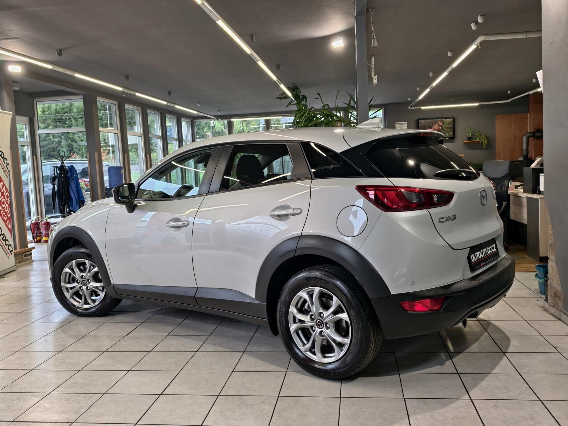 Mazda CX-3, 2.0 Skyactiv-G LED, LANE, PDC - fotka 5