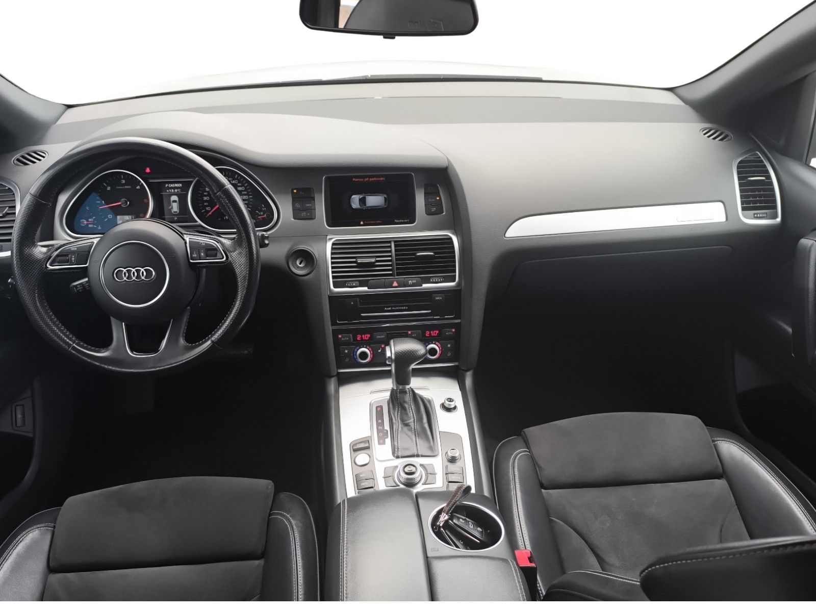 Audi Q7, 3.0 TDi - fotka 5