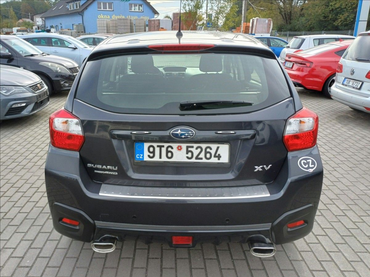 Subaru XV, 1,6 4x4, Zimní komplety v ceně - fotka 5