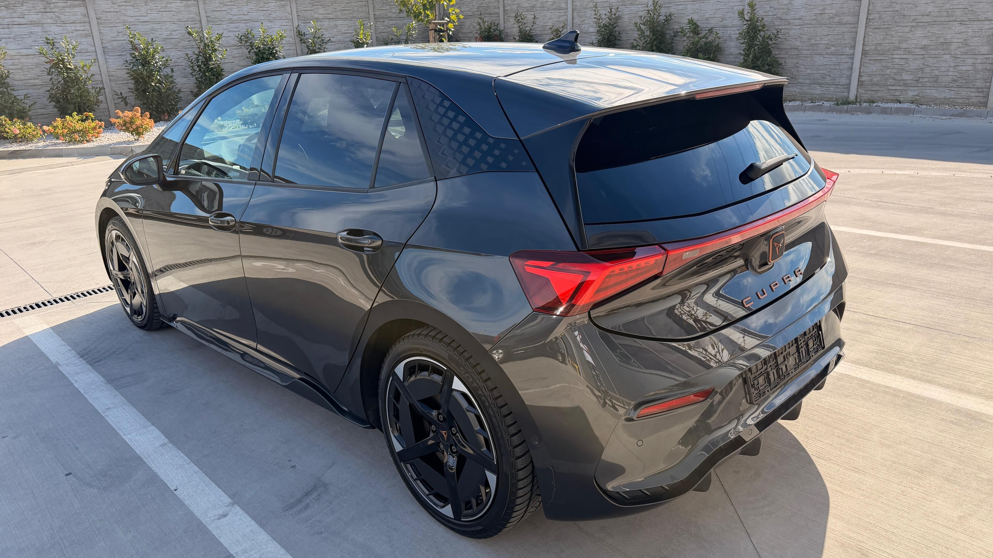 Cupra Born, Cupra Born 58kWh 150KW - fotka 2