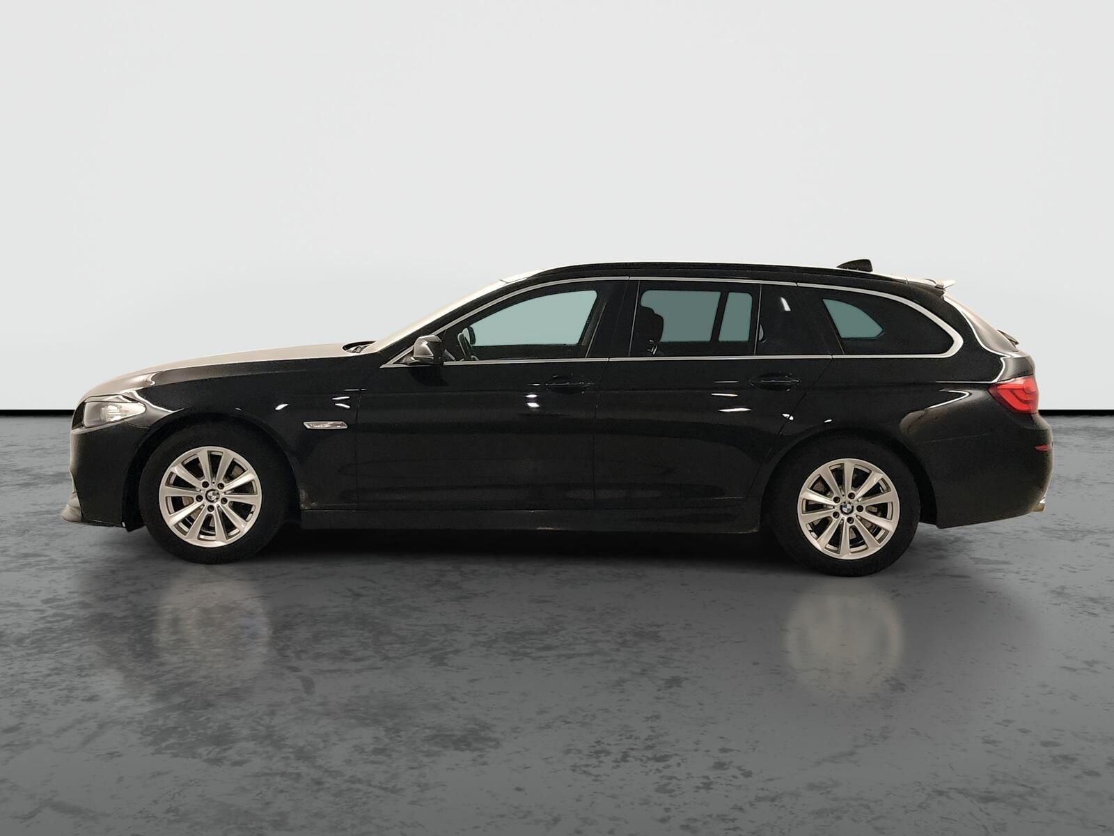 BMW Řada 5, 520d, Serv.kniha - fotka 3