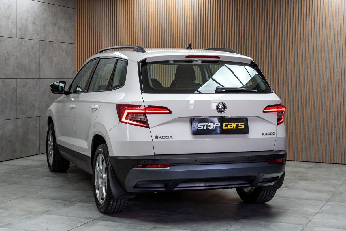 Škoda Karoq, 1.5 TSI TAŽNÉ*KAMERA*ČR* - fotka 4