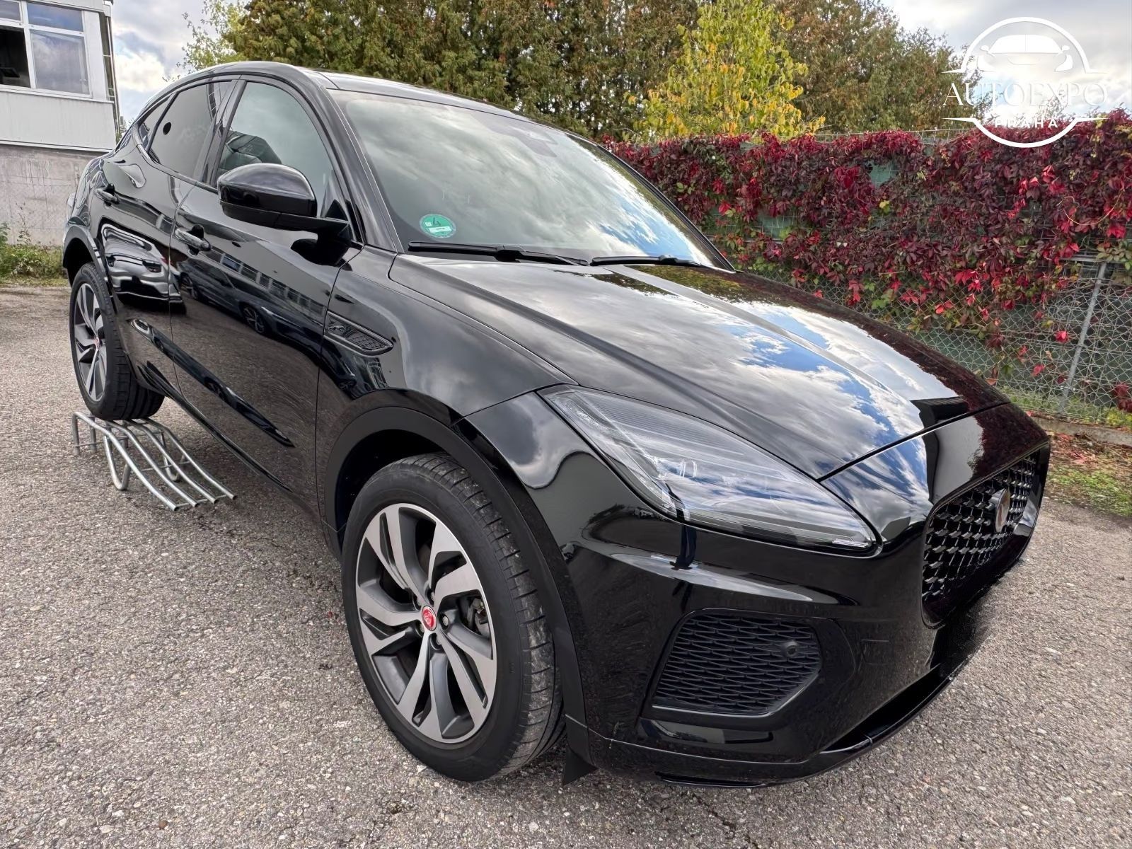 Jaguar E-Pace, R-Dynamic HSE AWD*PANORAMA - fotka 3