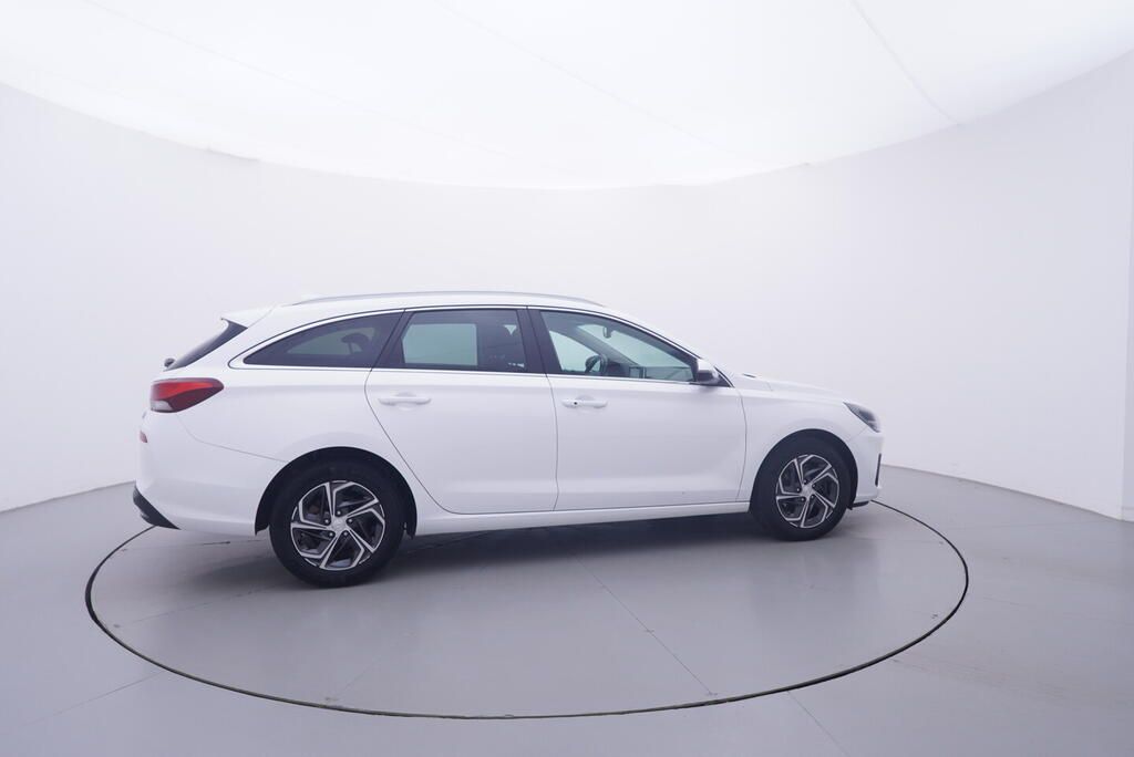 Hyundai i30, Smart 1.0 88 kW - fotka 6