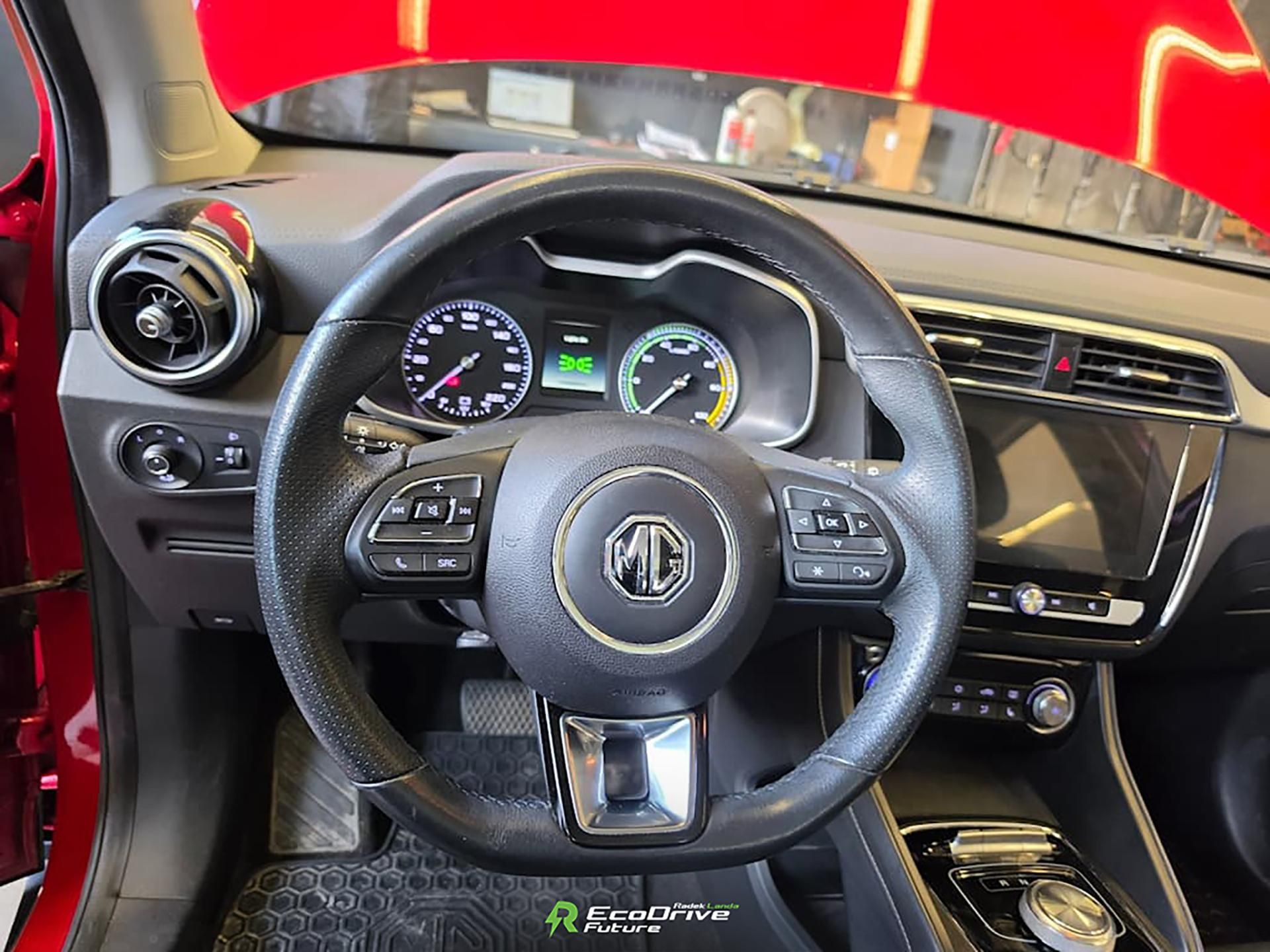 MG ZS, 44,5 kWh, FWD (143 koní) - fotka 6