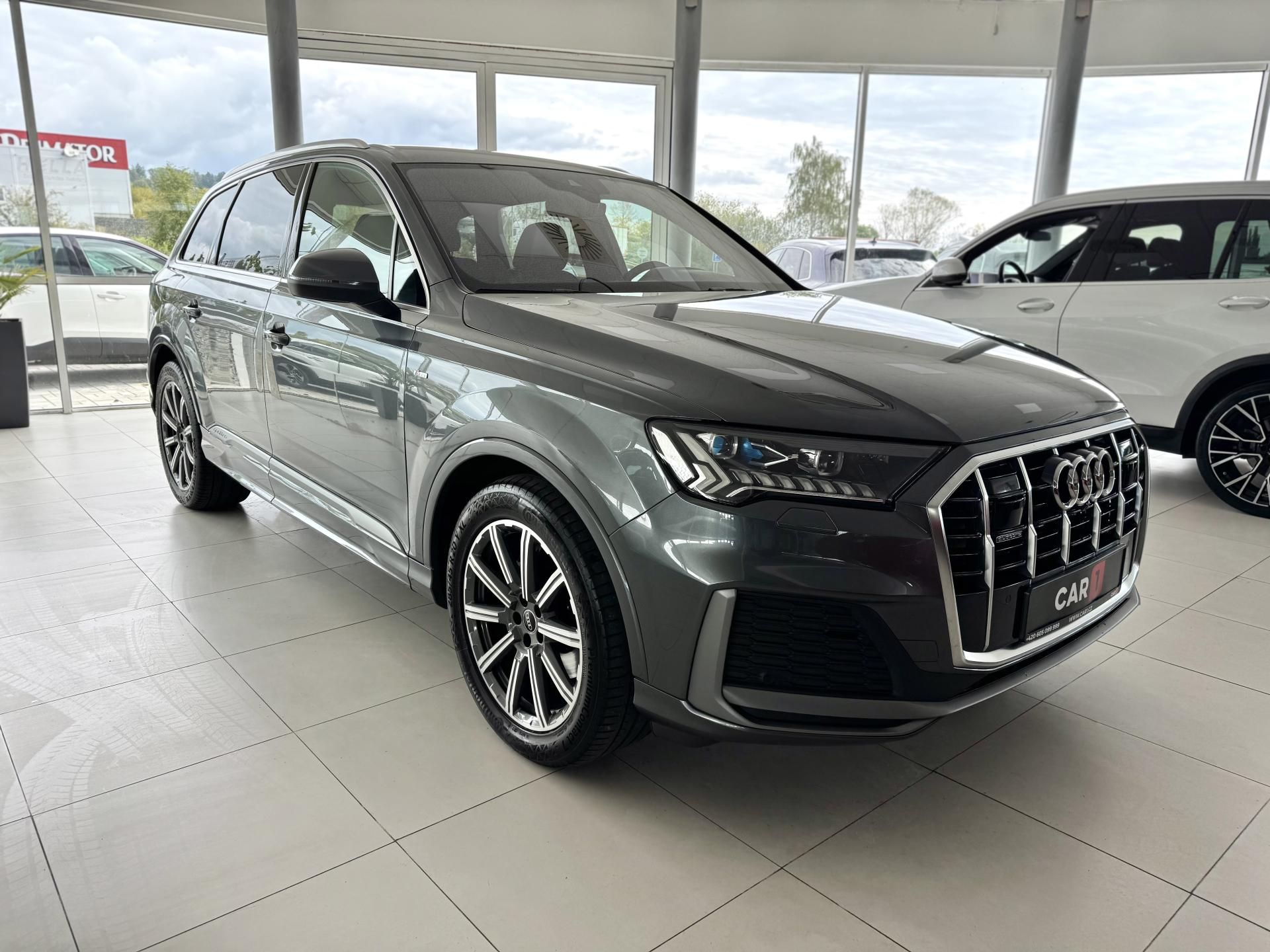 Audi Q7, 50TDI Q*S-LINE*Matrix*Vzduch - fotka 4