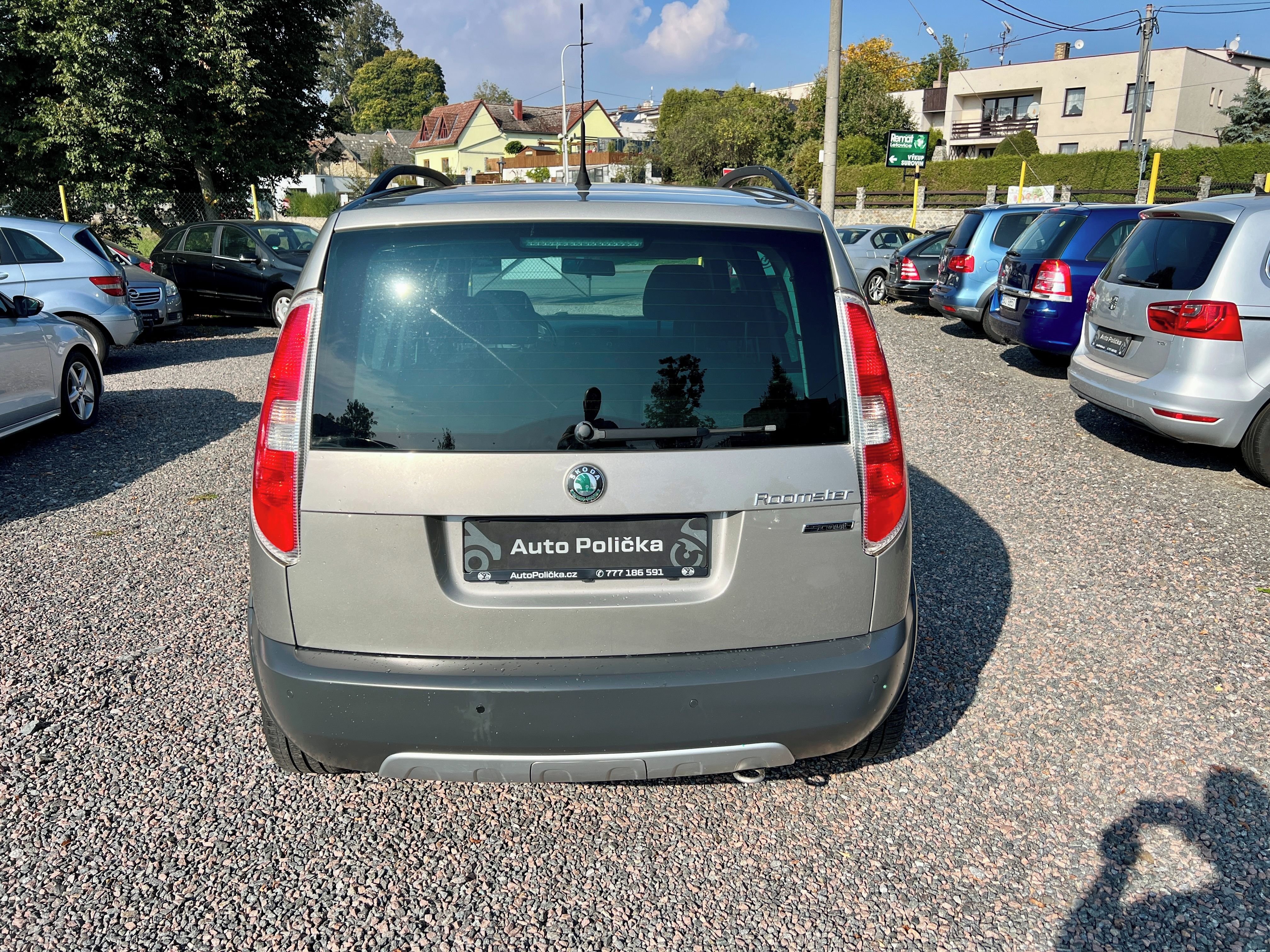 Škoda Roomster, 1.2 TSI 77 kW DSG Scout,Pano - fotka 6
