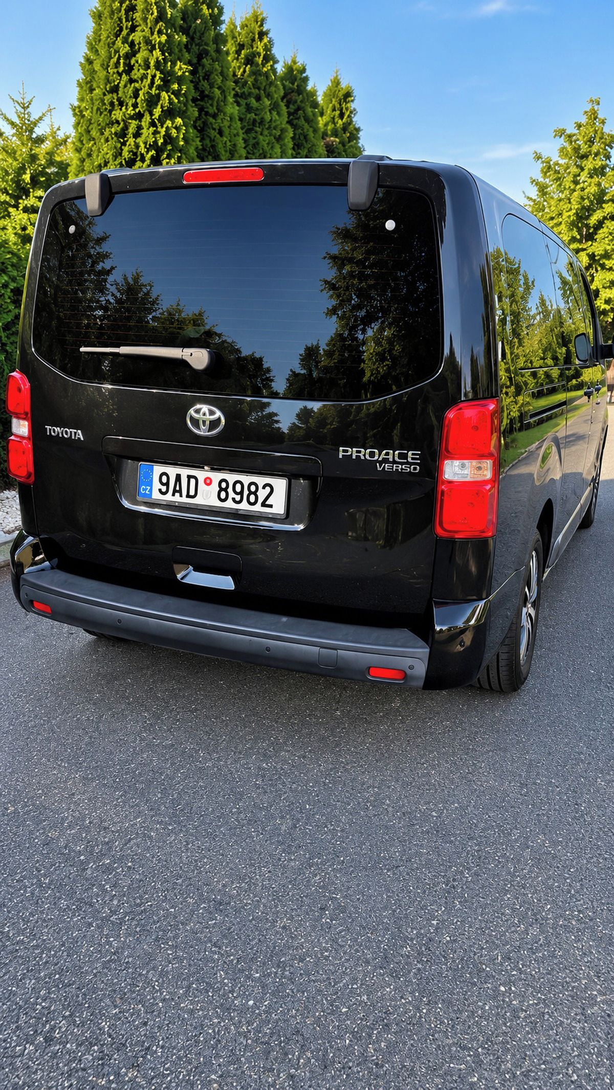 Toyota Proace Verso, 2.0 D-4D AT8 L2 8 míst Webasto - fotka 4