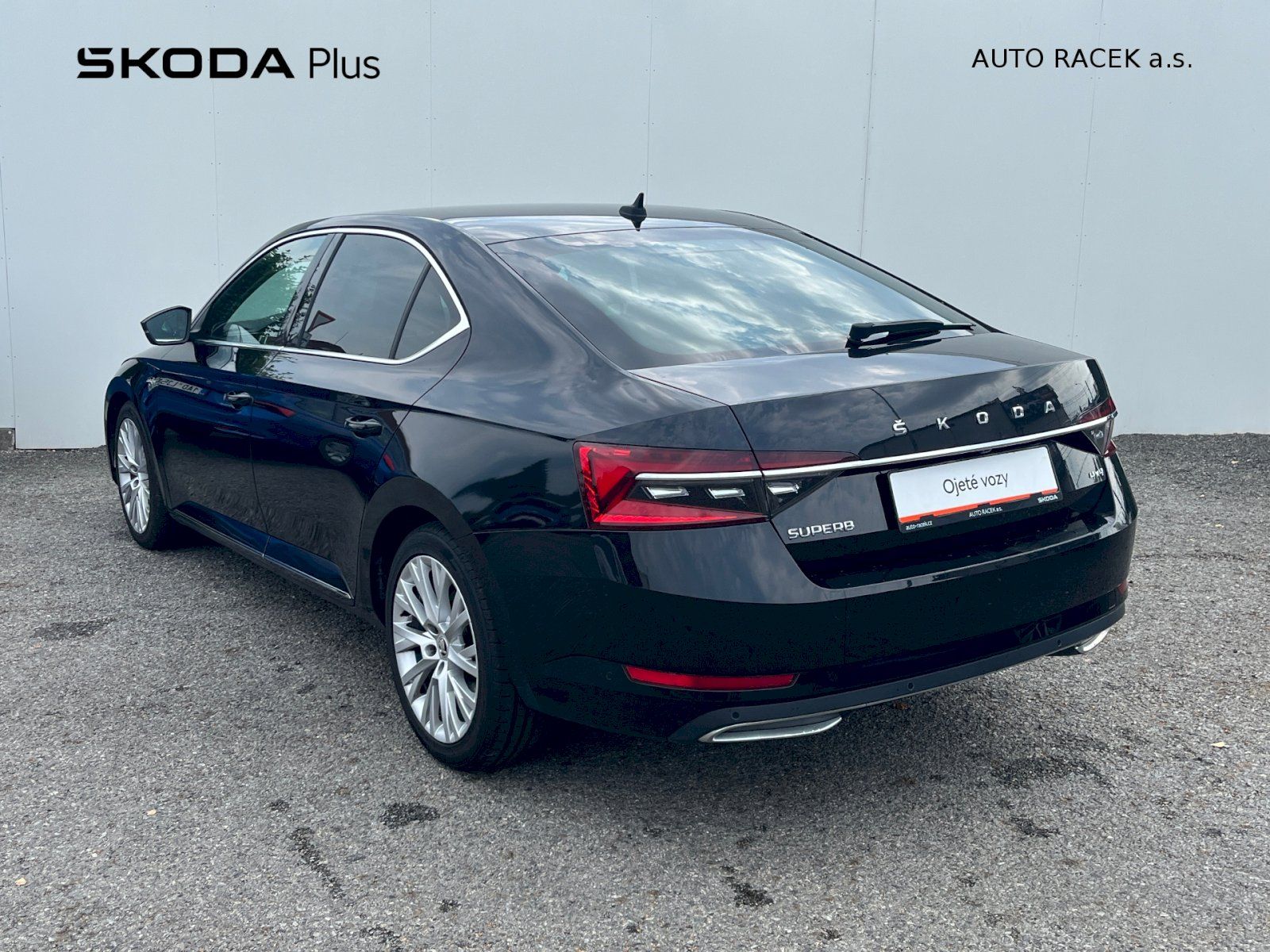 Škoda Superb, 2.0 TDI 147kW L&K 4x4 DSG - fotka 2