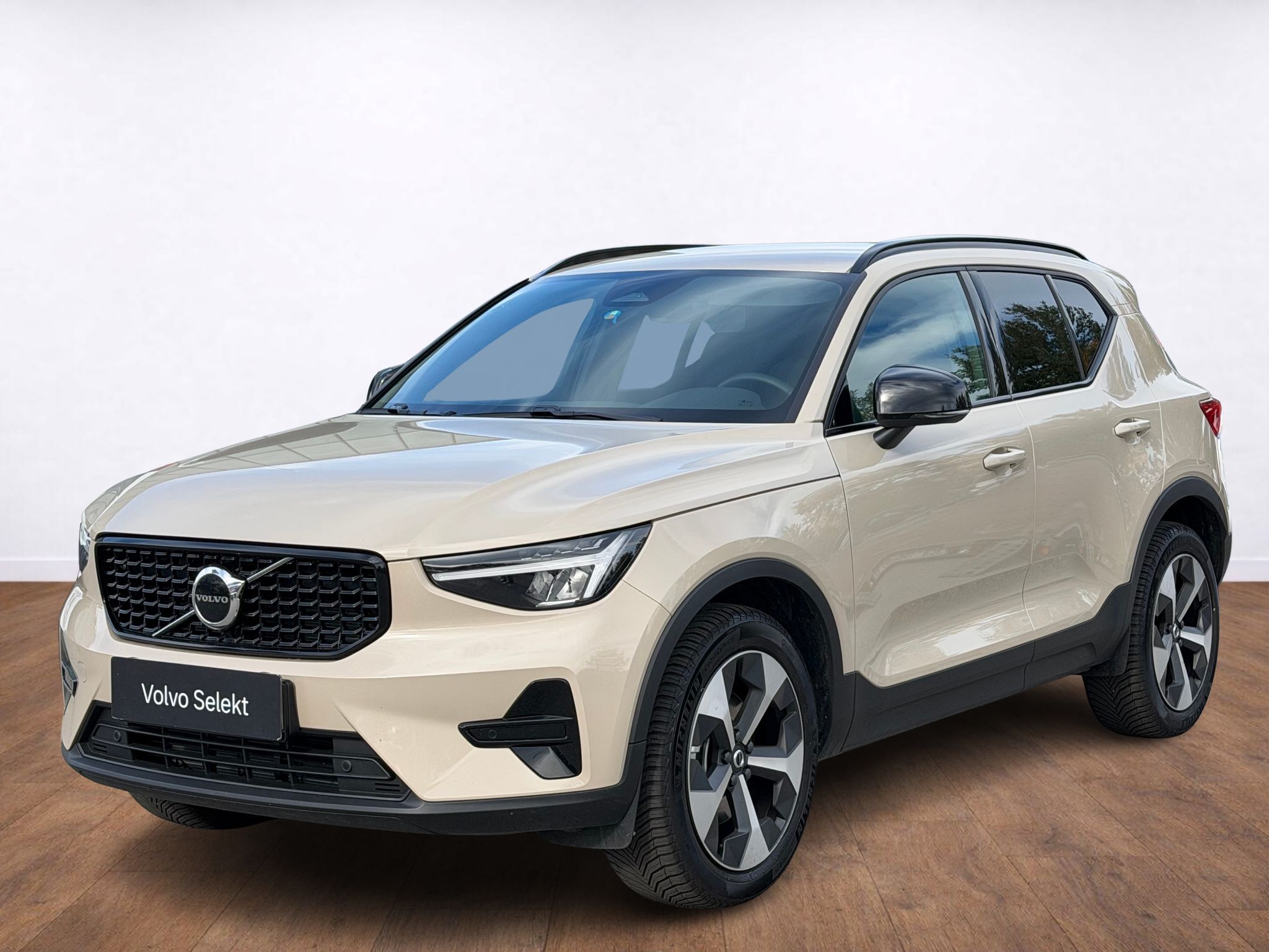 Volvo XC40, PLUS B3, ACC ,BLIS ,FULL LED