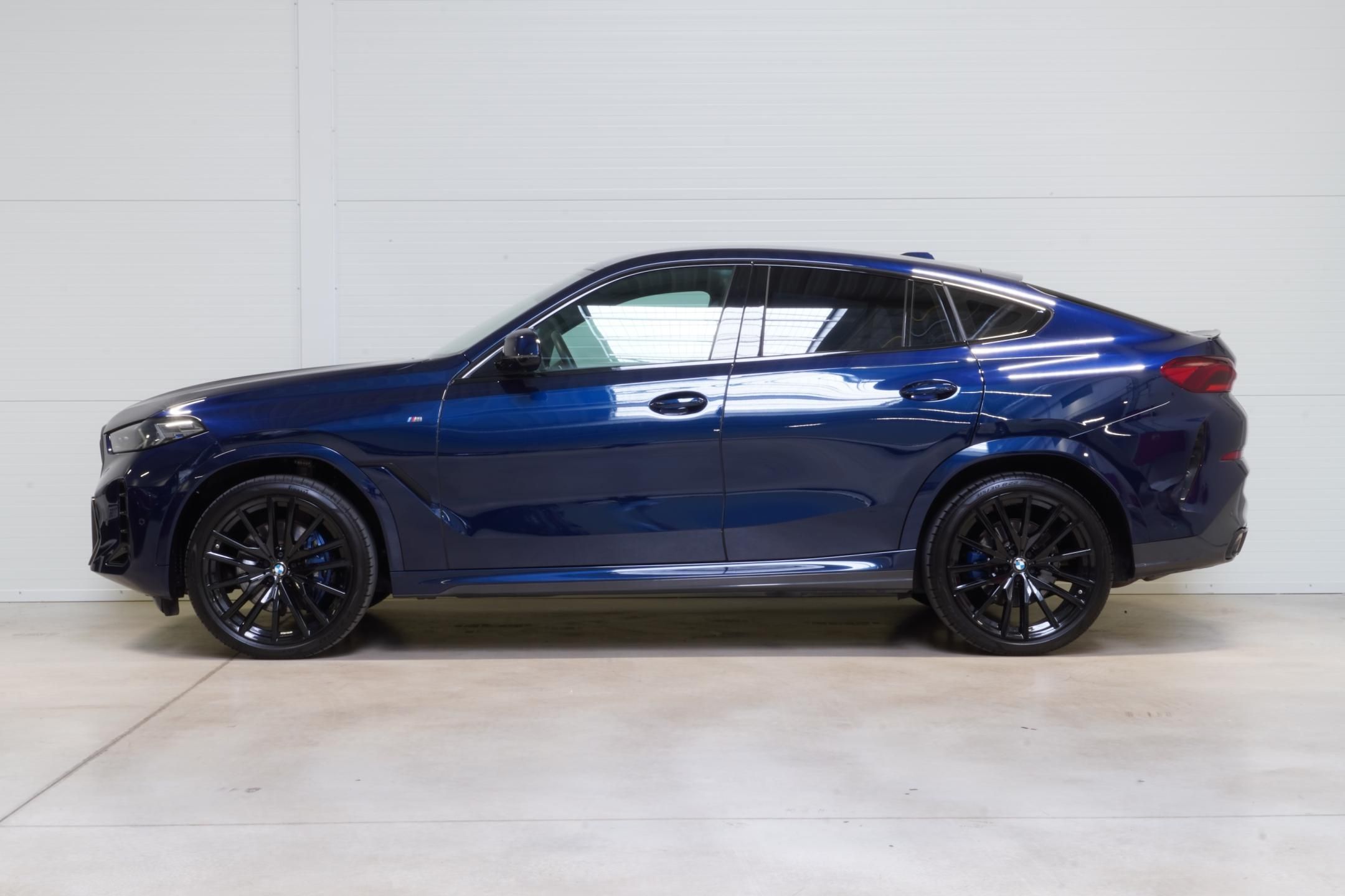 BMW X6, Xdrive40i,M-Paket,ČR,DPH,1.MAJ - fotka 5