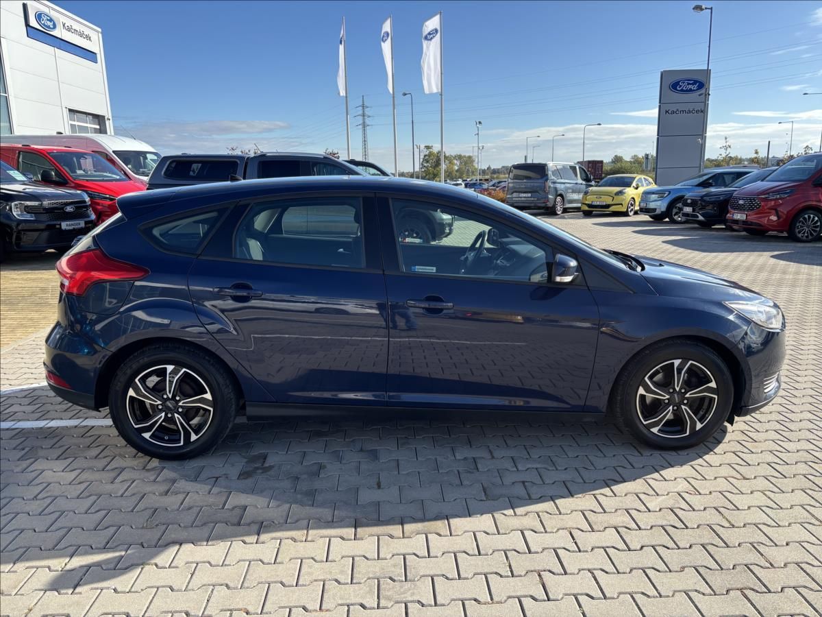 Ford Focus, 1,5 TDCI 70kW Trend - fotka 6