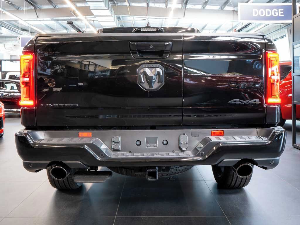 Dodge Ram, 5.7 HEMI V8 Limited 2026 - fotka 4