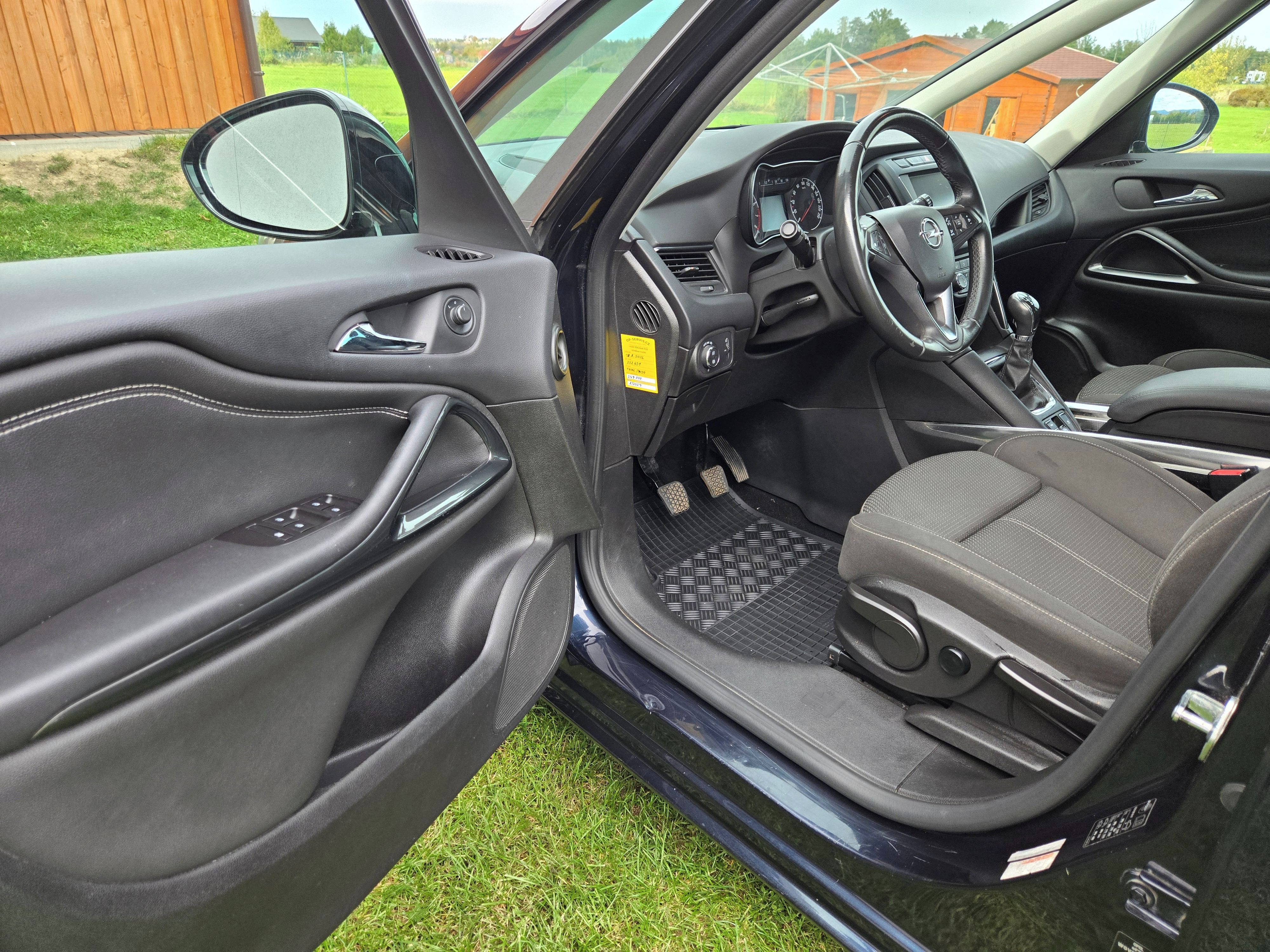 Opel Zafira, 1.6 Benzín (100 kW) | 7 míst - fotka 6