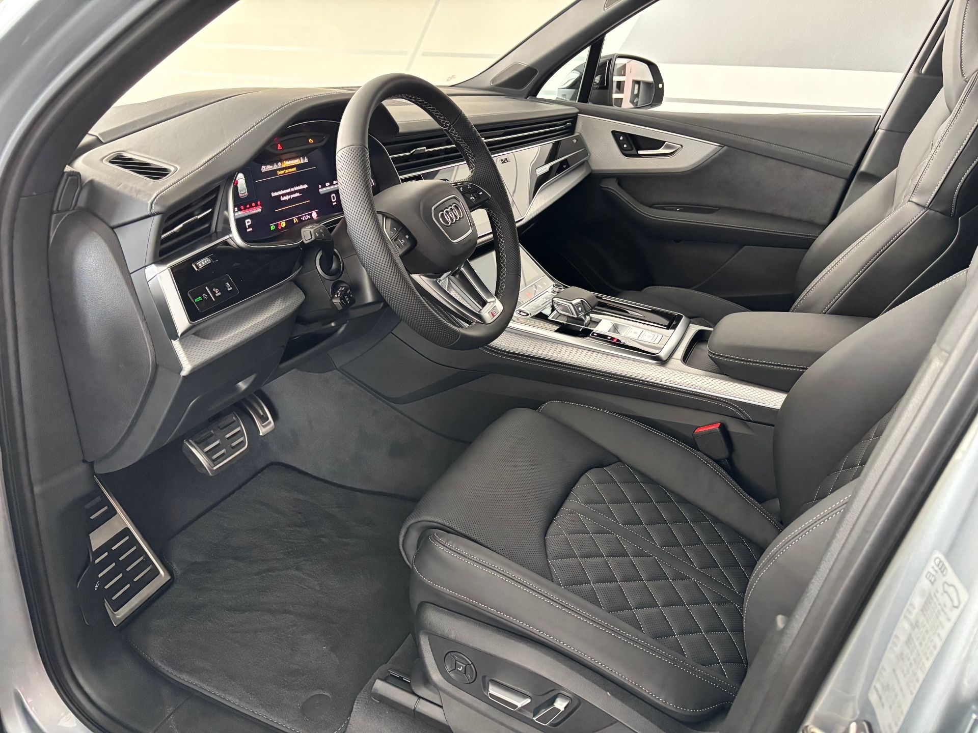 Audi Q7, 50 TDI quattro (210kW/285k) Ti - fotka 6