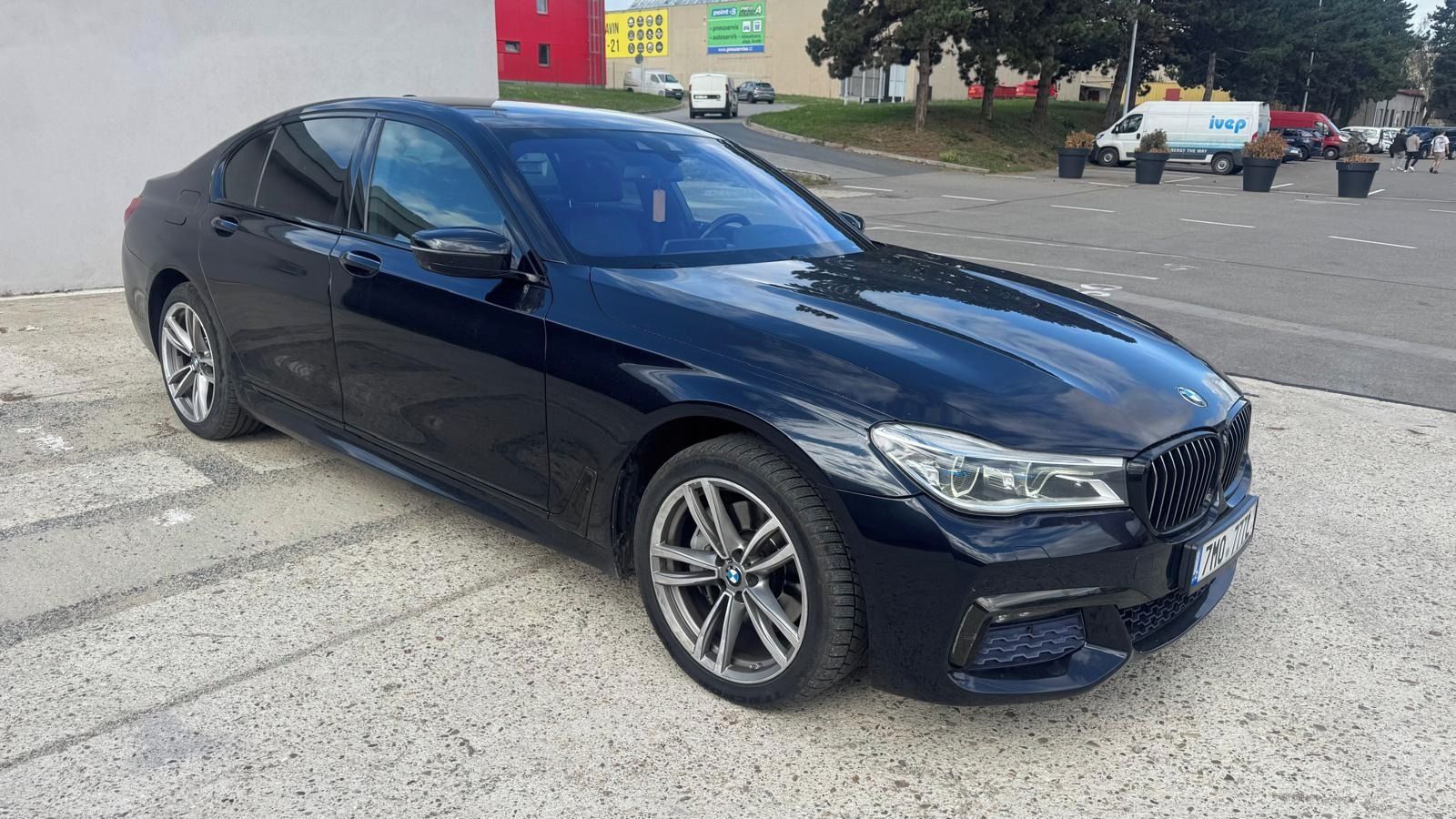 BMW Řada 7, 740d xDrive 235 kW