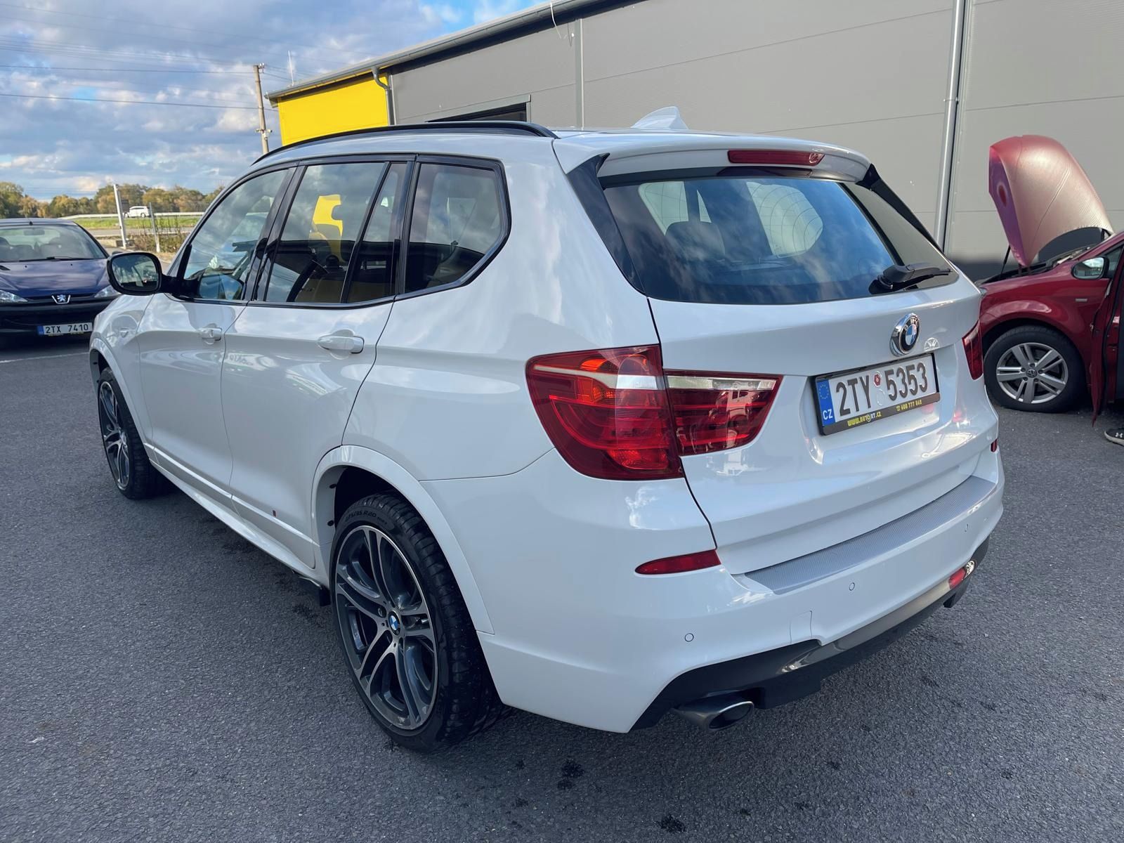 BMW X3, 2.0D,Mpaket,135kw,serviska - fotka 4