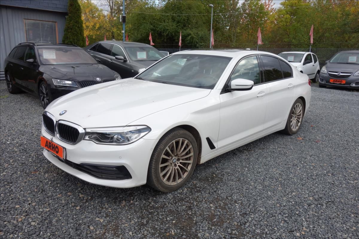 BMW Řada 5, 540i, xDRIVE, SPORT LINE. - fotka 2