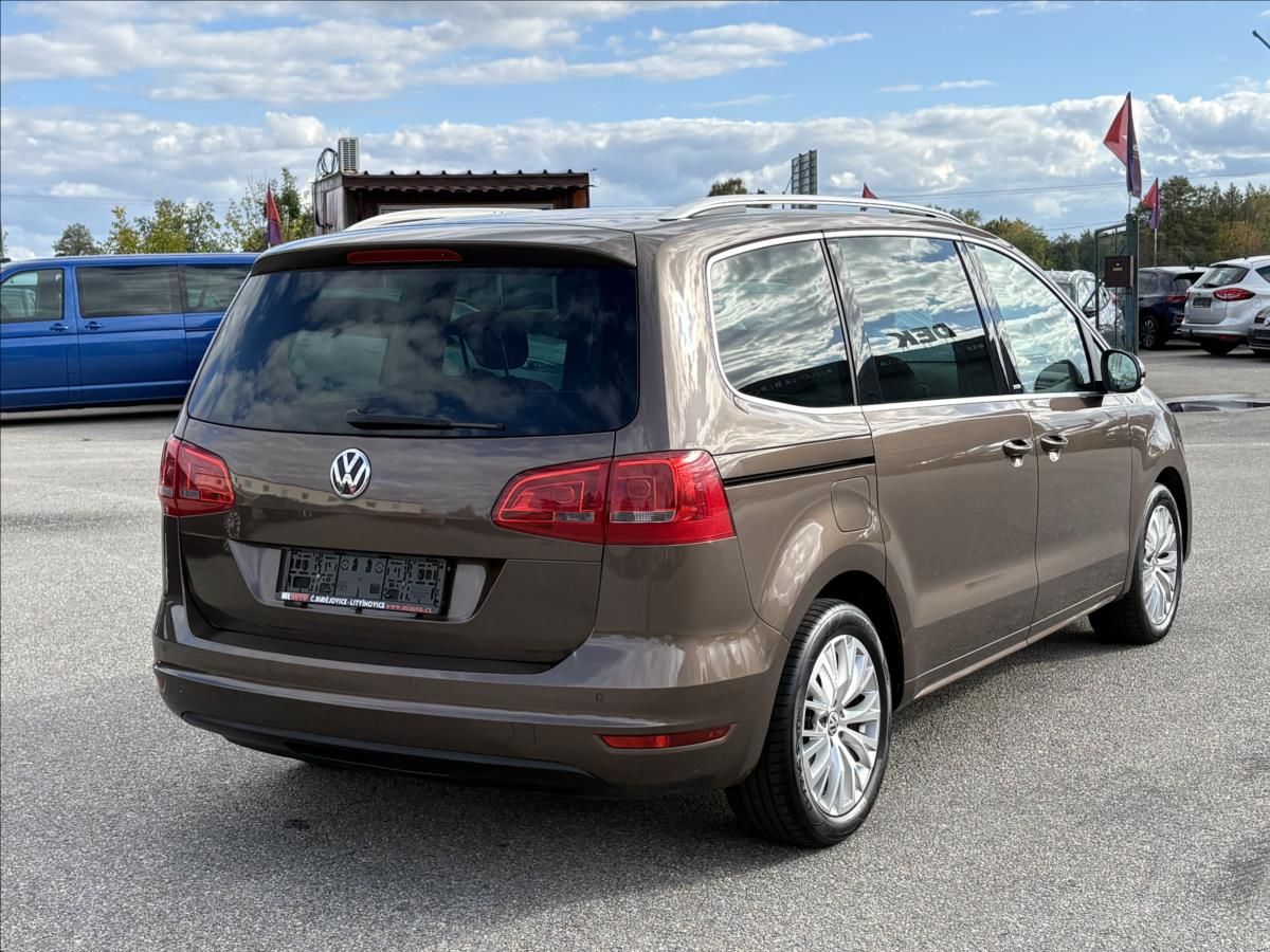 Volkswagen Sharan, 2,0 TDi 103kW 7sed,Servis,2Maj - fotka 2