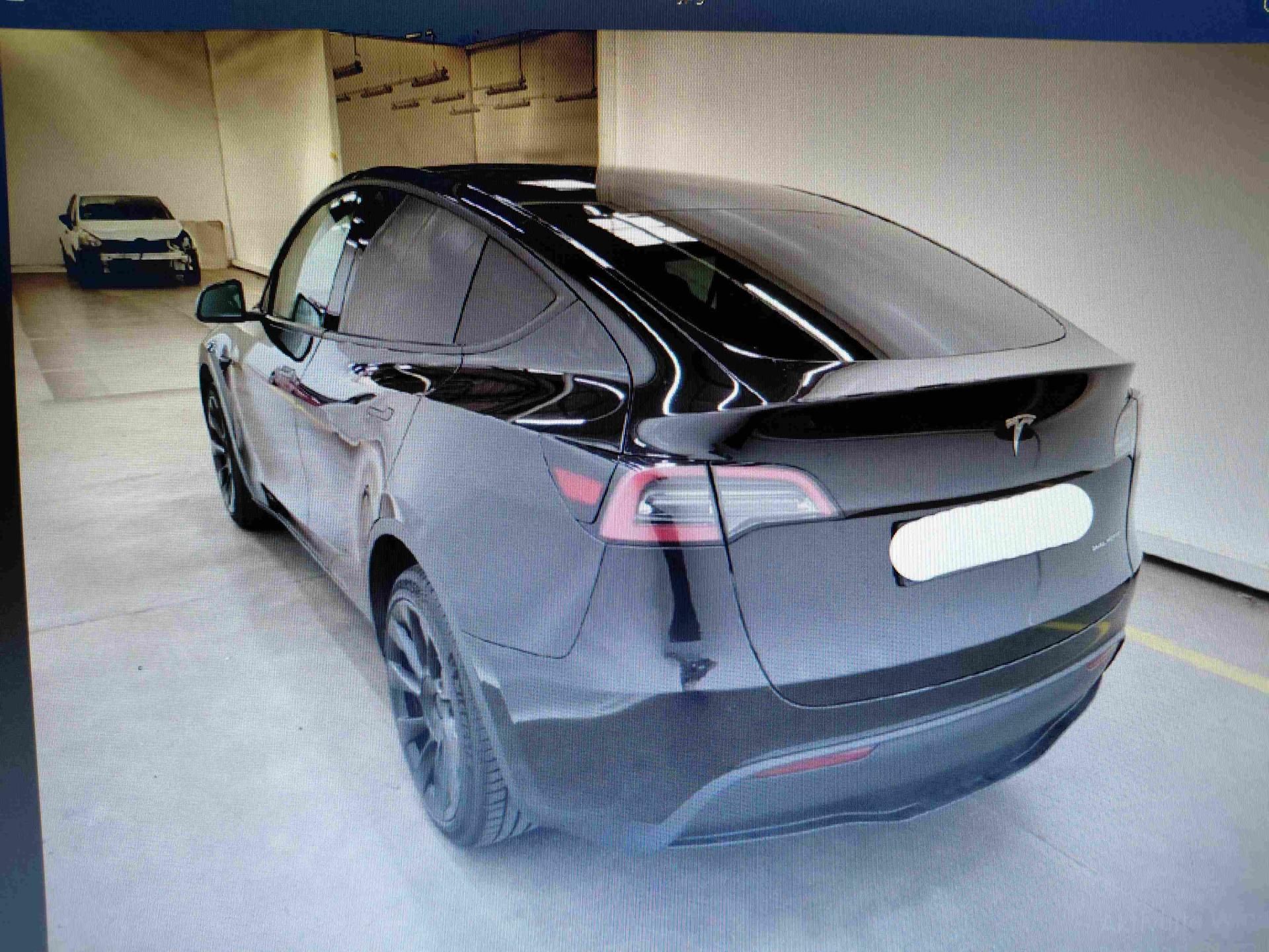 Tesla Model Y, AWD Long Range    PŘIPRAVUJEME - fotka 3
