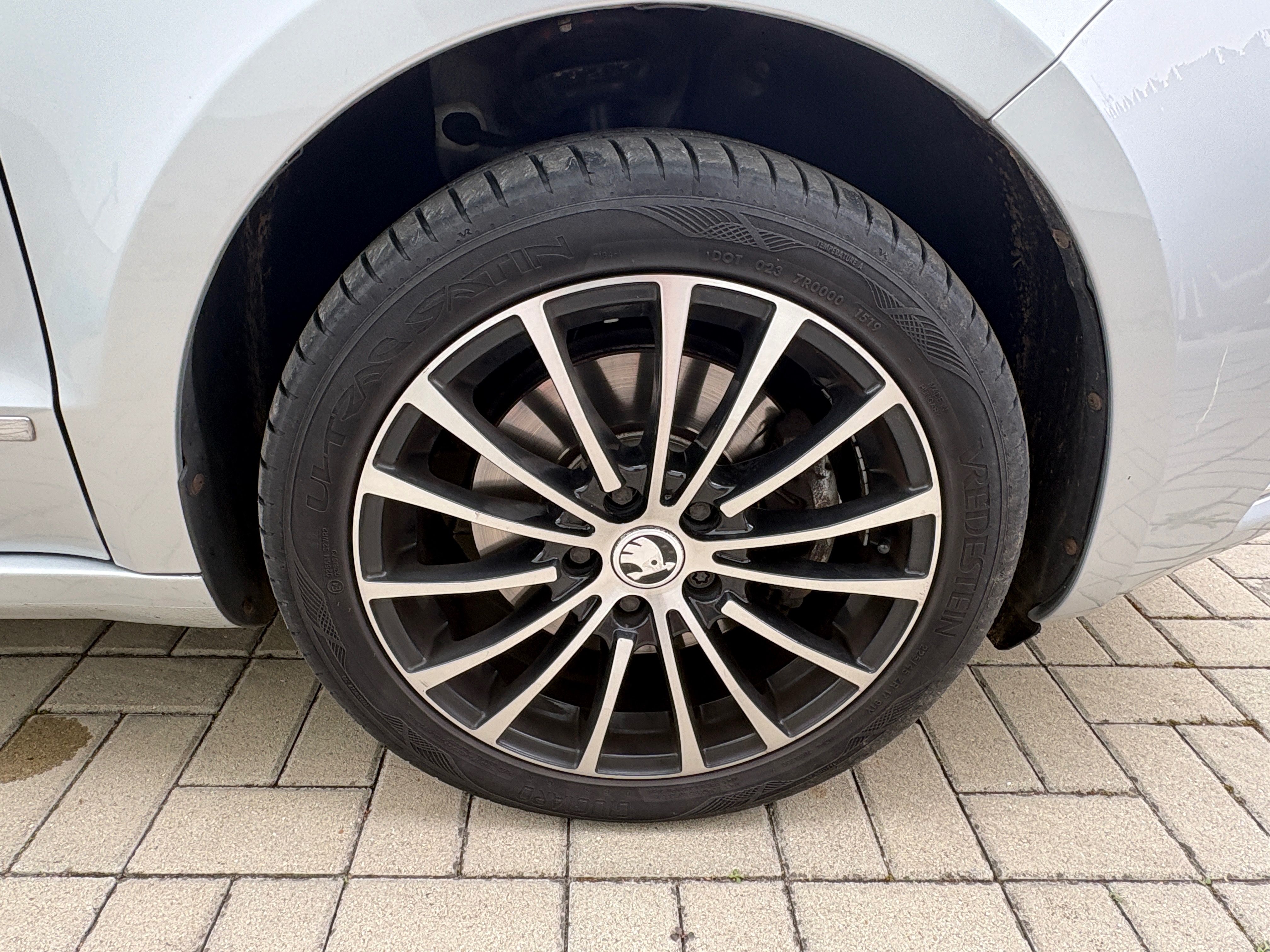 Škoda Superb, Škoda Superb 2. - fotka 6
