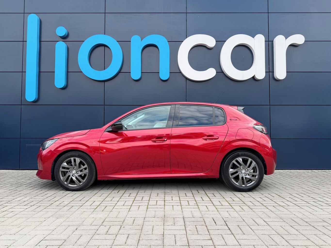 Peugeot 208, STYLE TURBO 100, Navi, Kamera - fotka 4