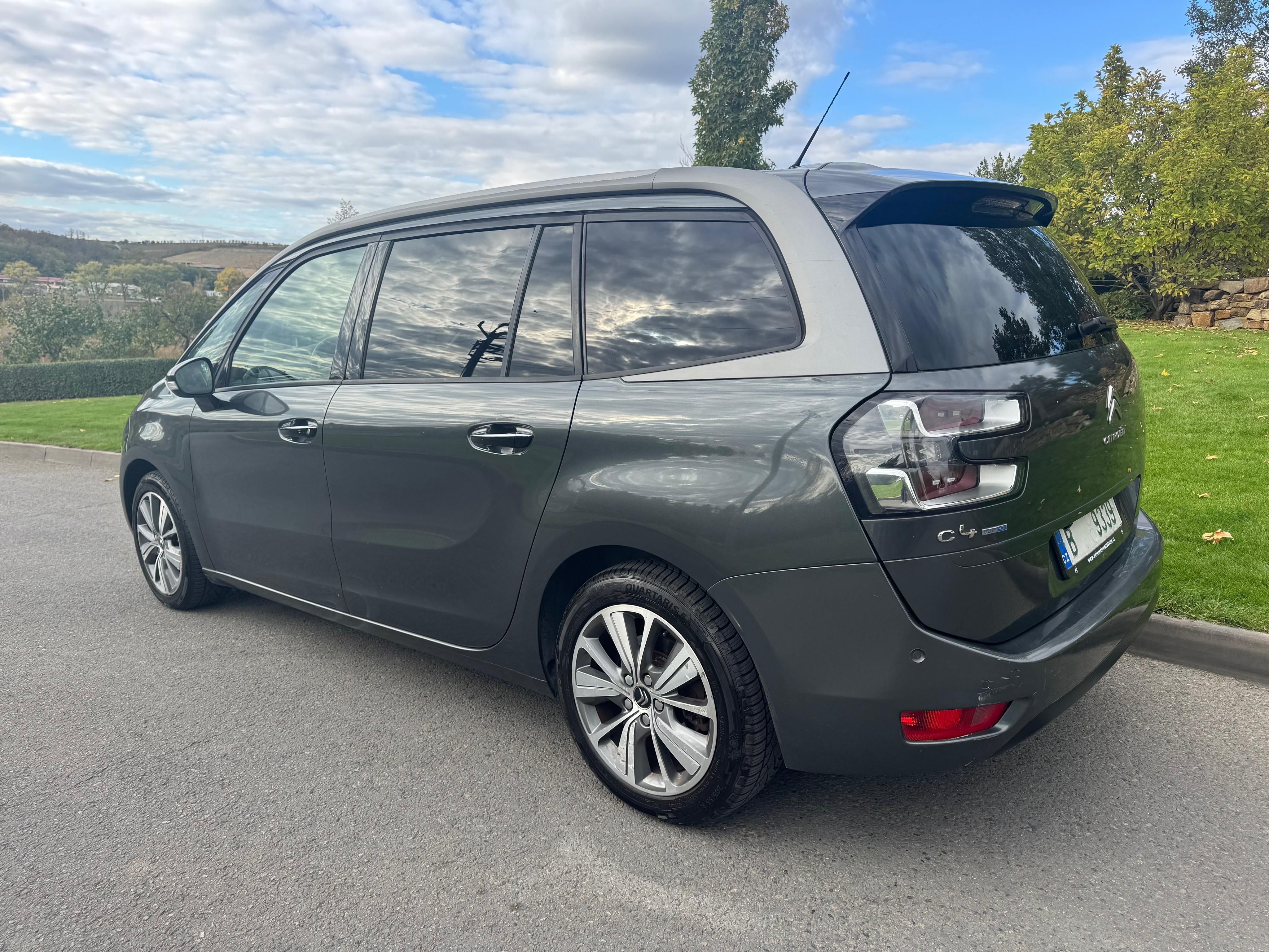 Citroën C4 Picasso, 1.6 HDi AUT NAV 88KW 7-Míst - fotka 6