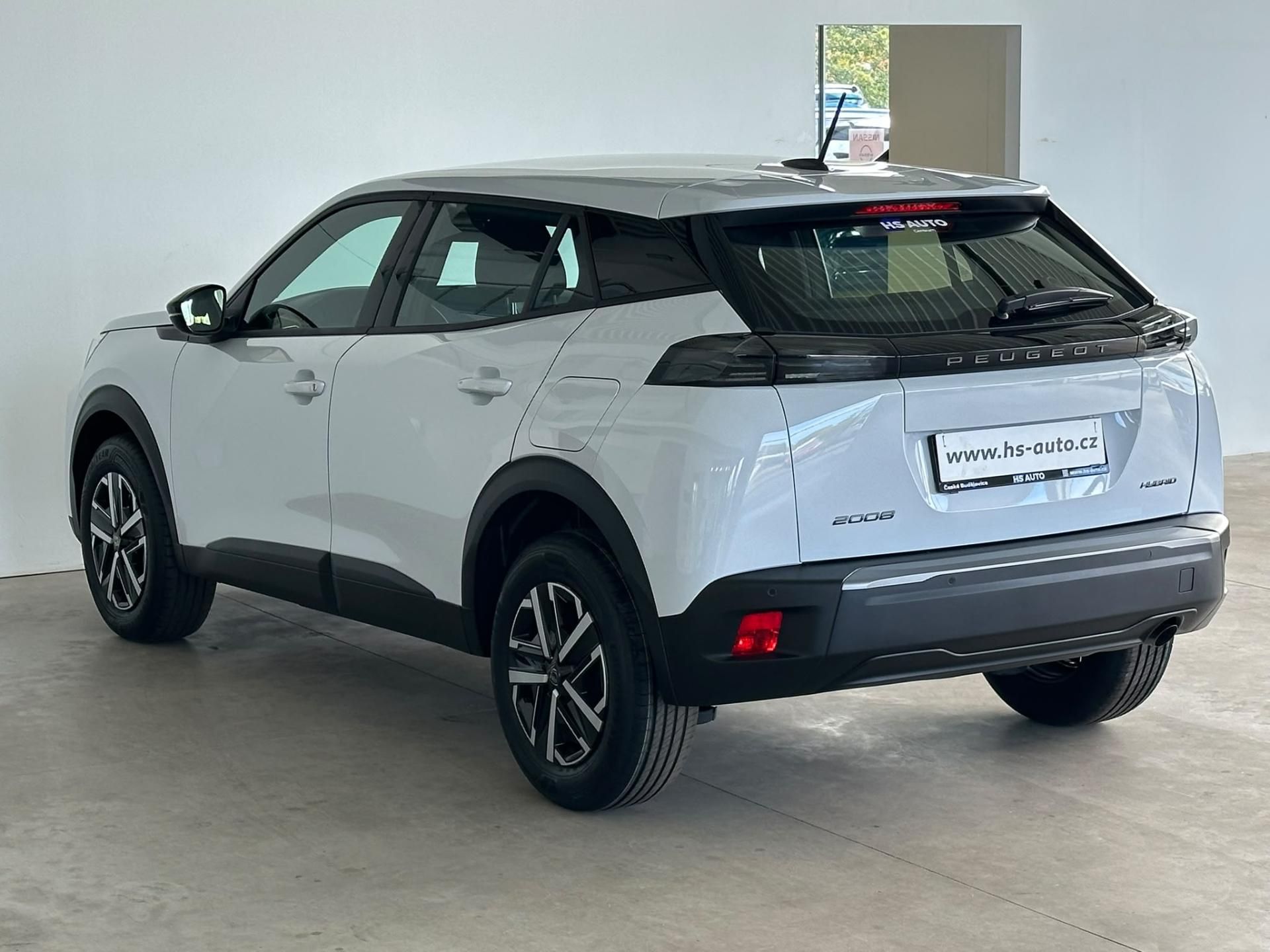 Peugeot 2008, STYLE Hybrid 110 e-DCS6 - fotka 6