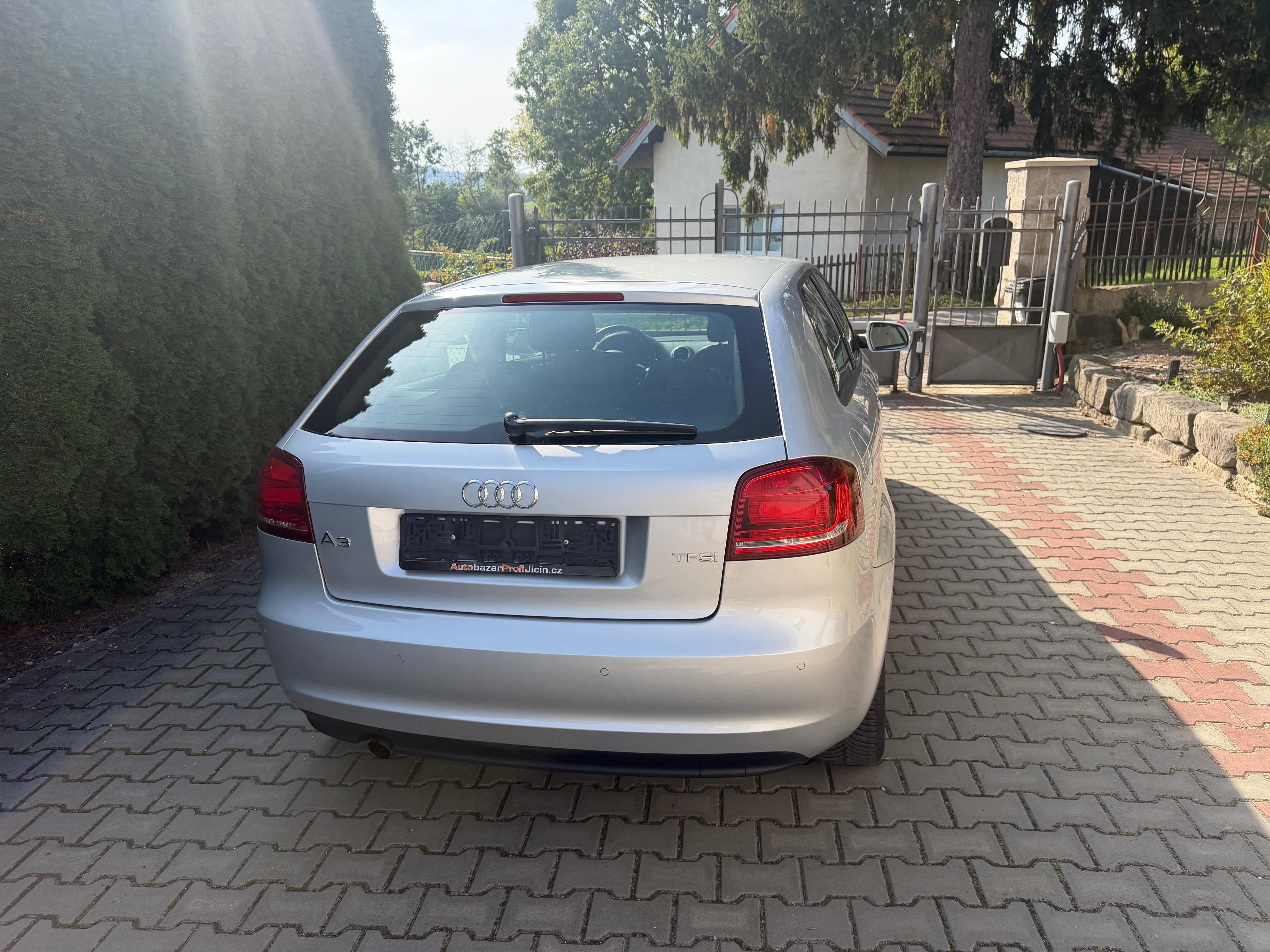 Audi A3, 1,2 TFSi/ 77kw automat Top sta - fotka 5