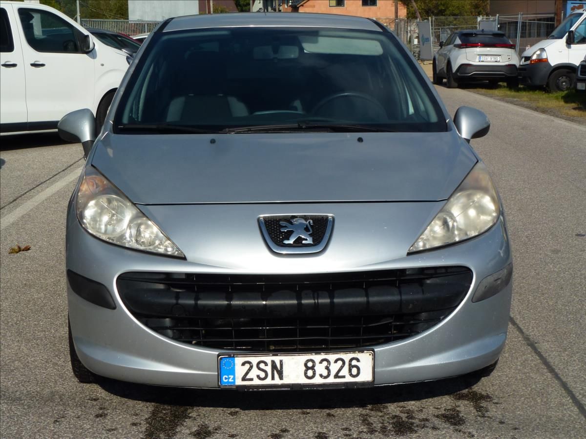 Peugeot 207, 1,4 - fotka 4