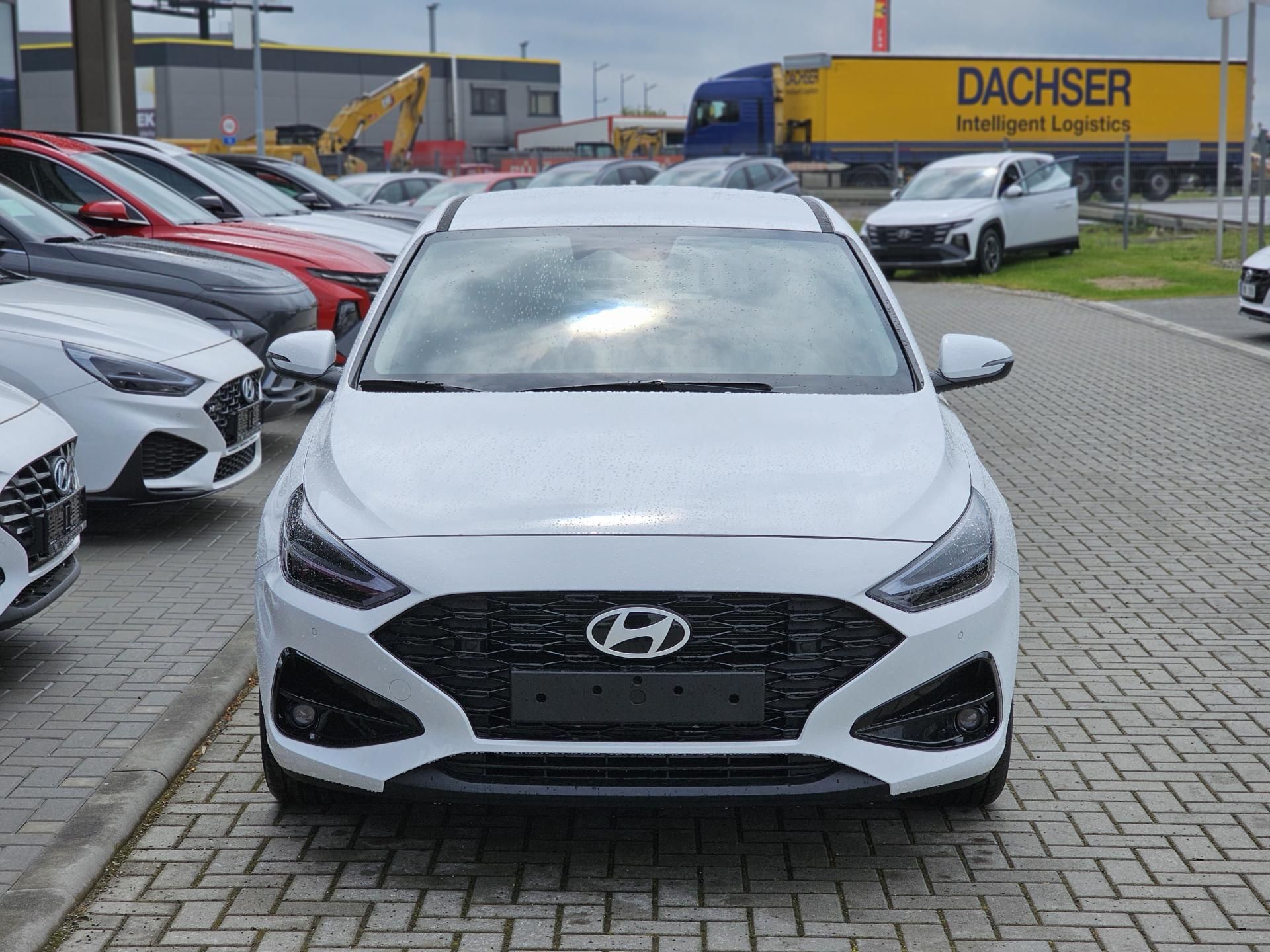 Hyundai i30, WG 1,6 T-GDI DCT GO CZECH - fotka 2