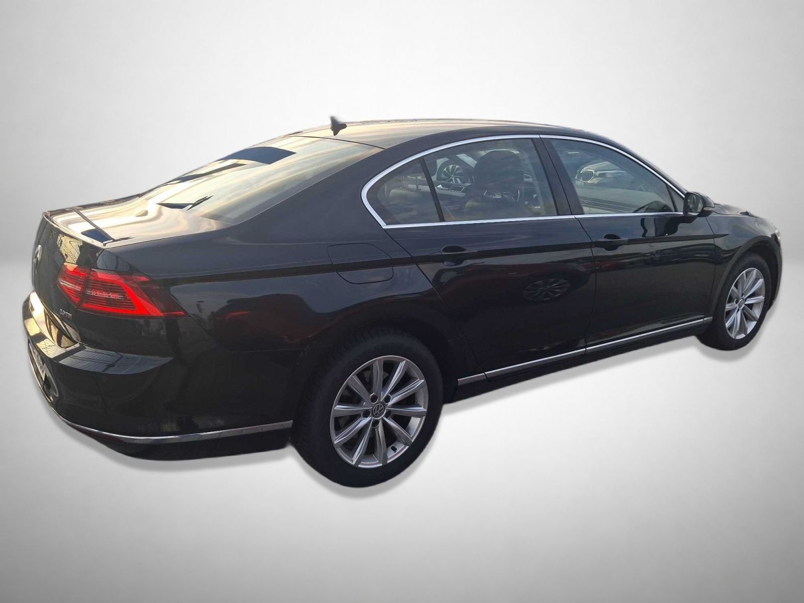 Volkswagen Passat, 2.0 TDI, Highline, Kůže, Navi - fotka 2