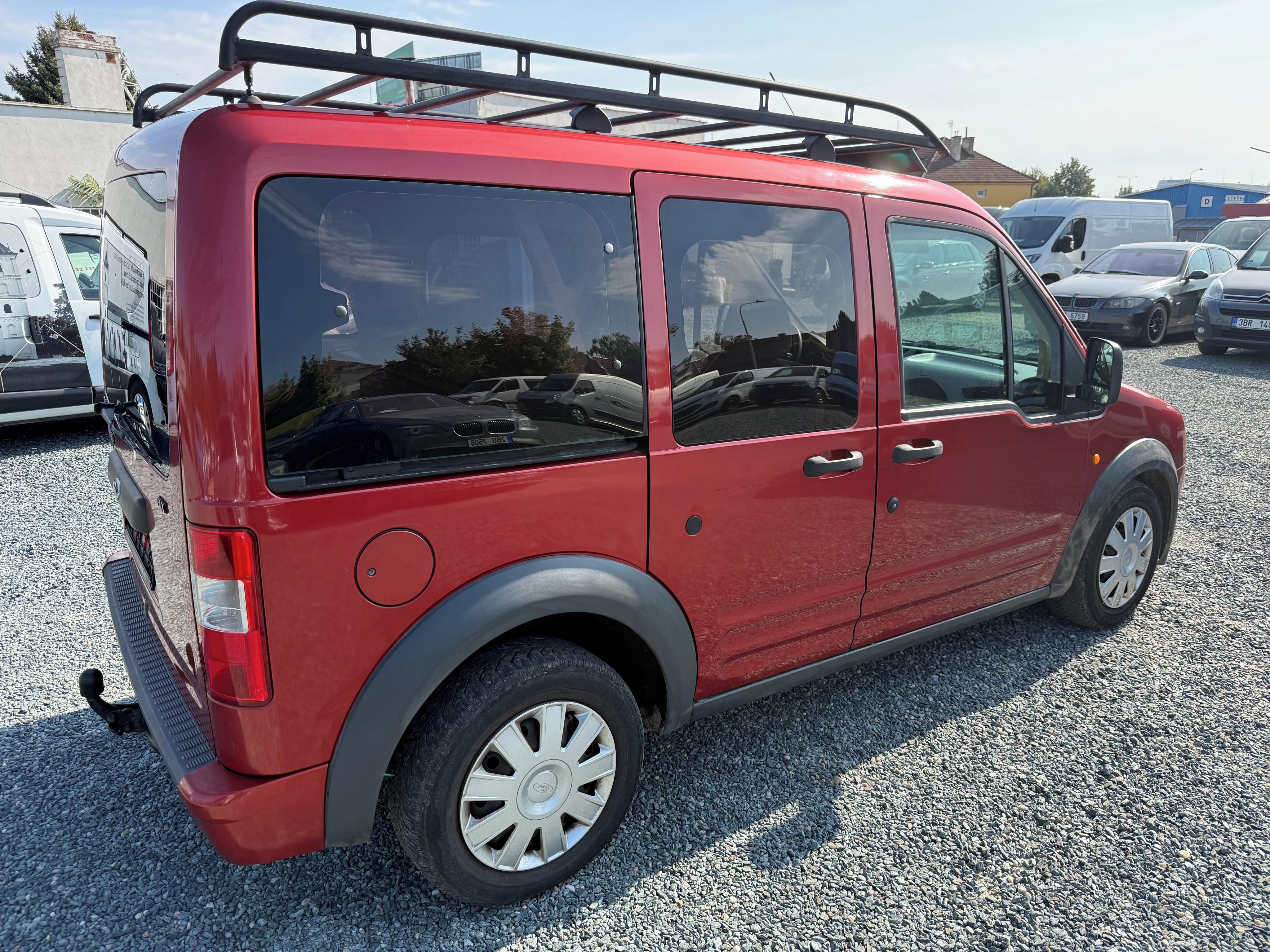 Ford Tourneo Connect, 1.8 TDCi 66Kw GLX Tažné, Klima - fotka 5