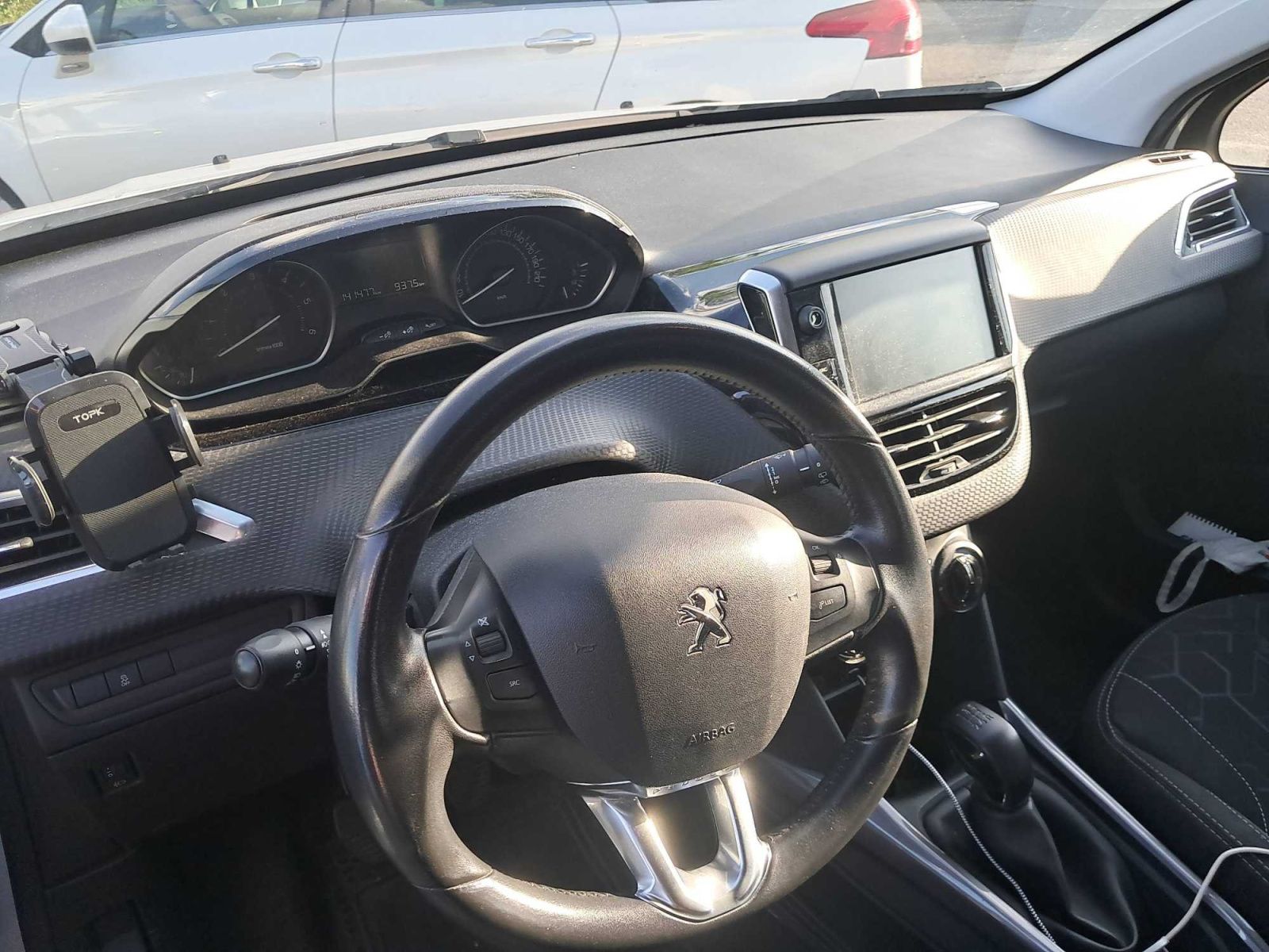 Peugeot 2008, 1.6 BlueHDi, ČR,1.maj - fotka 3