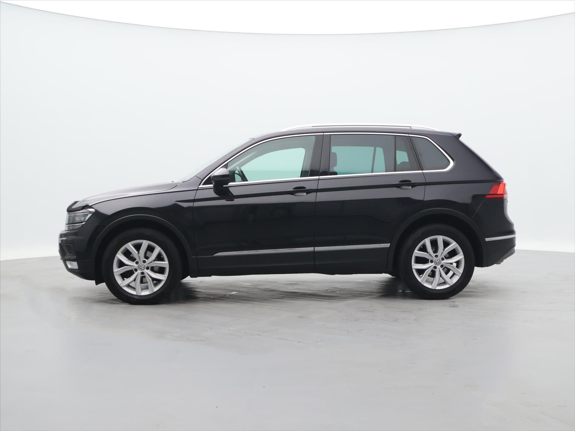 Volkswagen Tiguan, 2.0 TDI 110kW 4MOT Highline DP - fotka 4