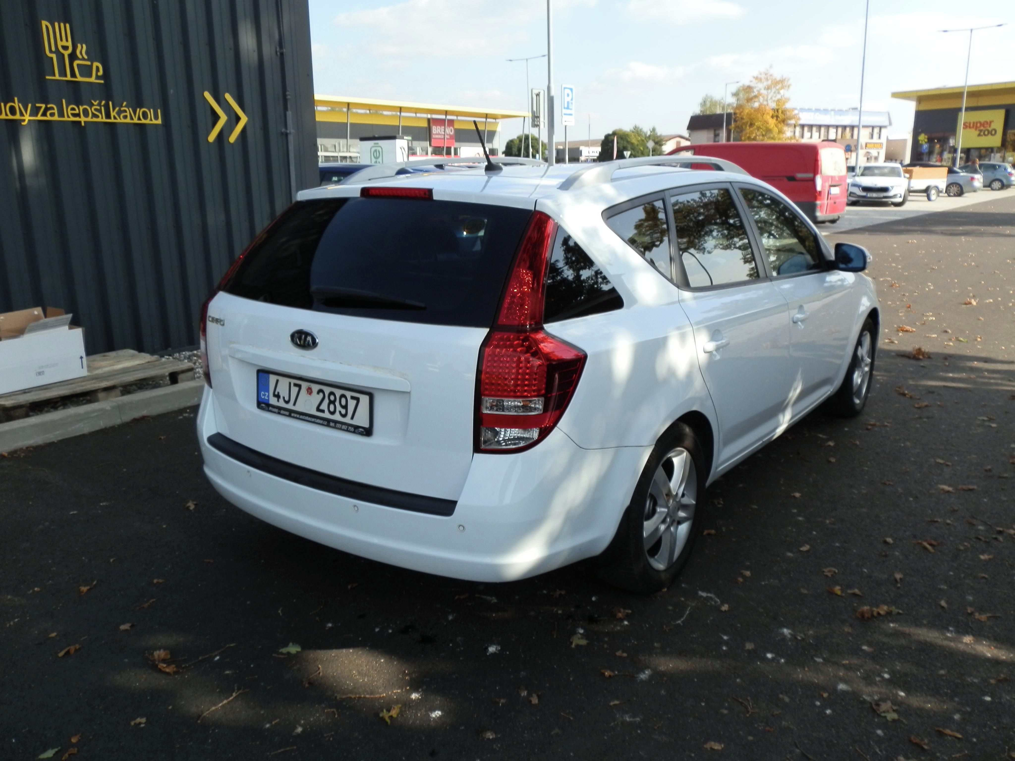 Kia Cee´d, 1,6 LPG - nová STK - fotka 5