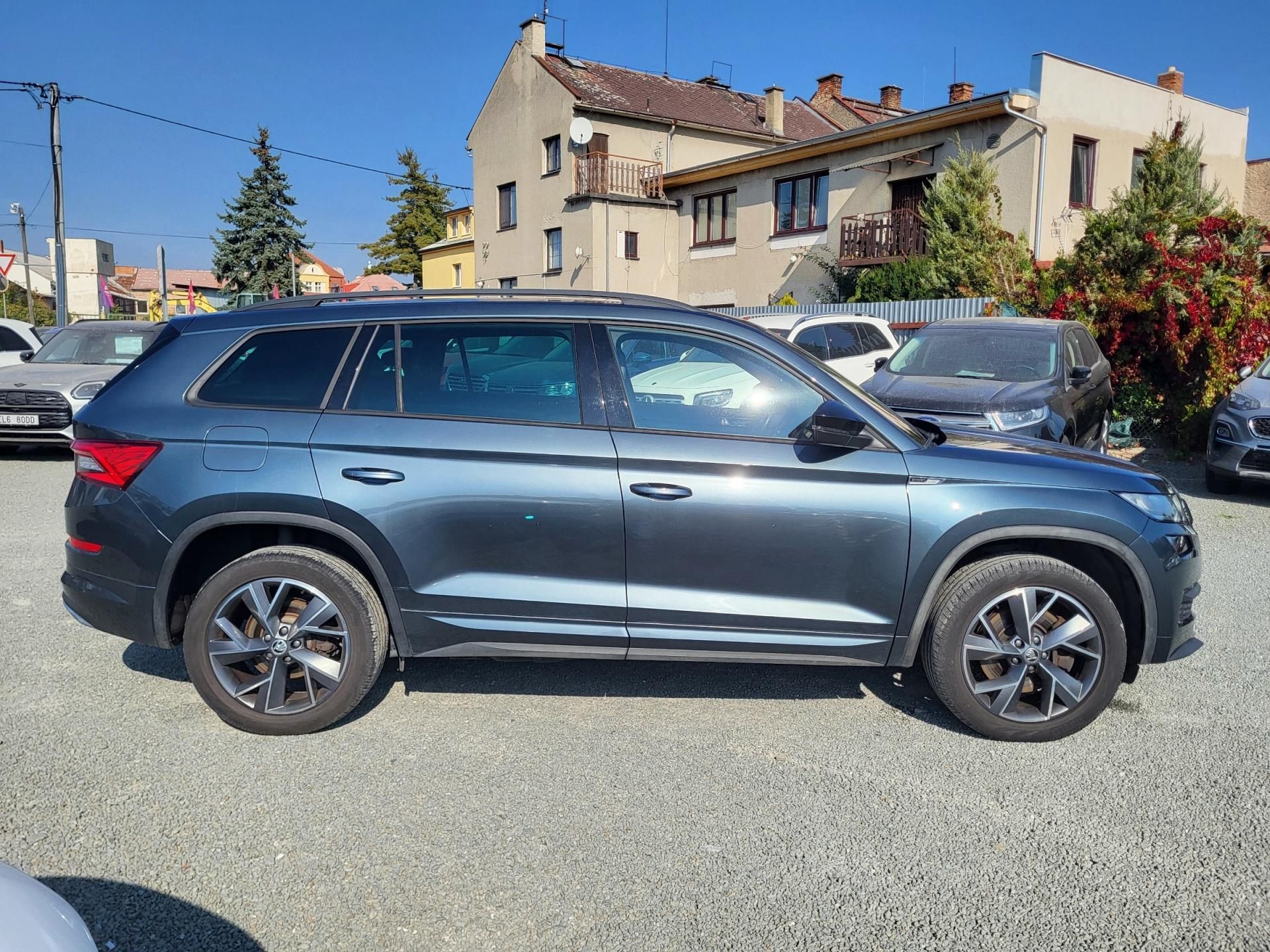 Škoda Kodiaq, 2.0 TDi DSG 4x4 SPORTLINE - fotka 5