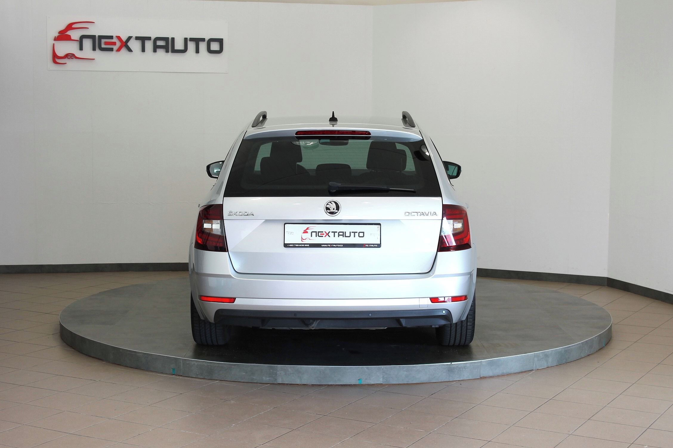 Škoda Octavia, 1.6 TDI 85kW STYLE, TAŽNÉ, ČR - fotka 4