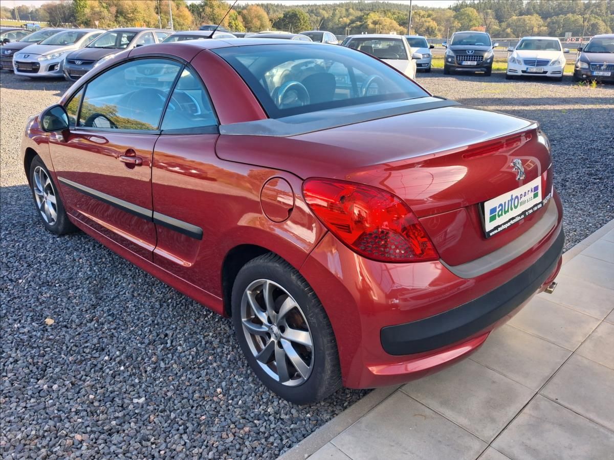 Peugeot 207, 1,6 207 CC - fotka 5