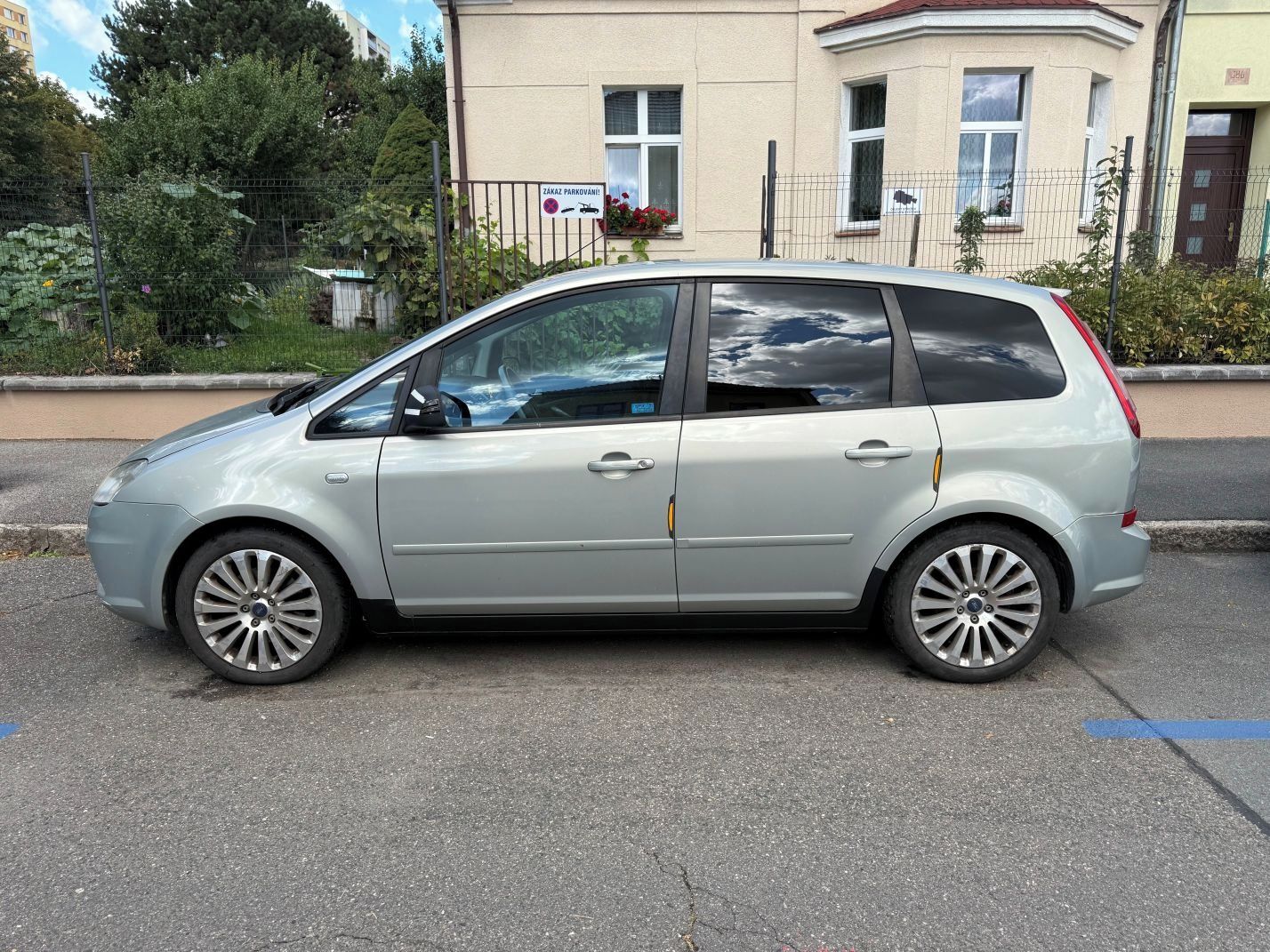 Ford C-MAX, Titanium, 1.8 TDCi, původ ČR - fotka 3