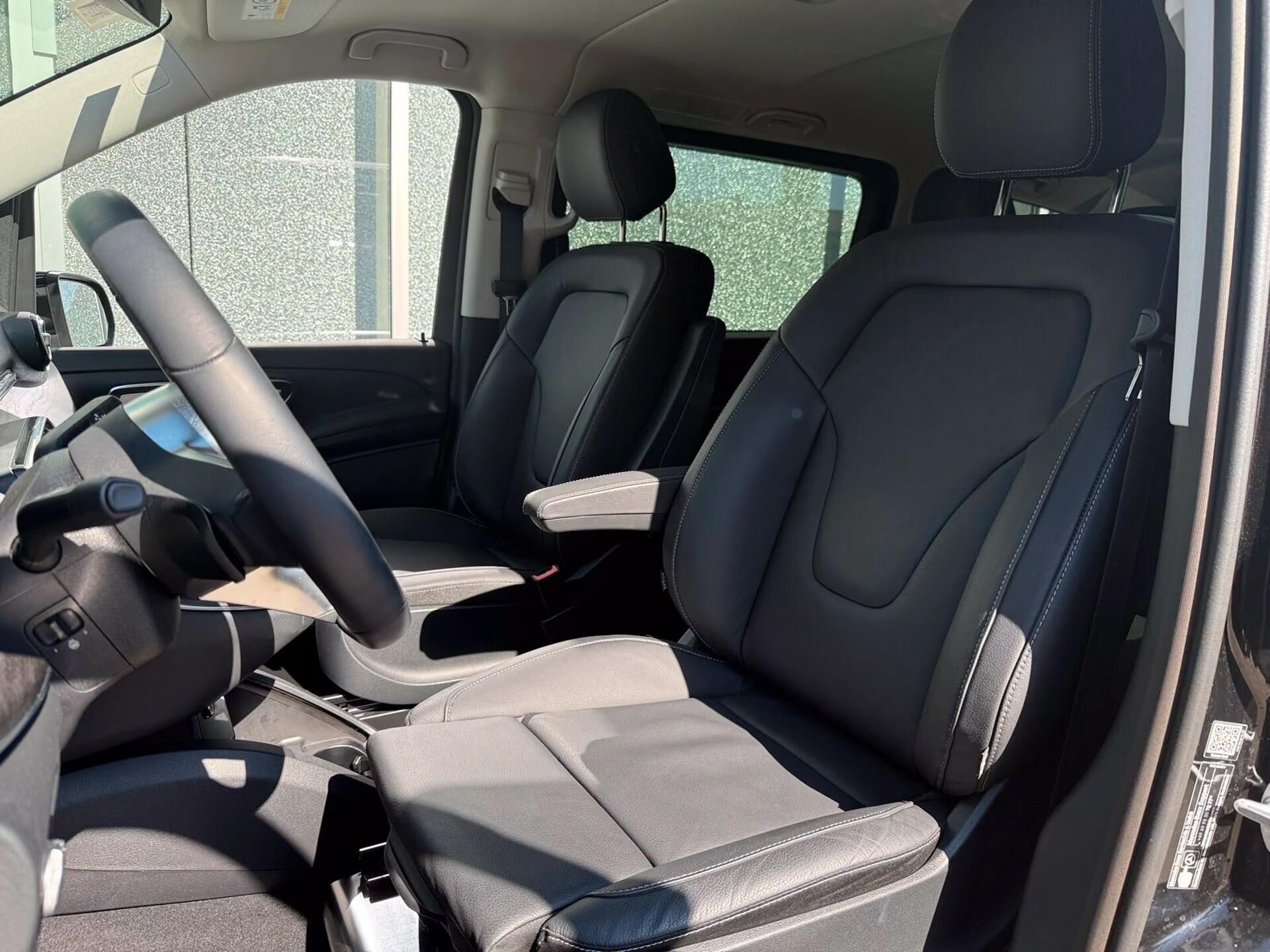 Mercedes-Benz Třídy V, 300d 4M Avant. L AIRMATIC NezT - fotka 6