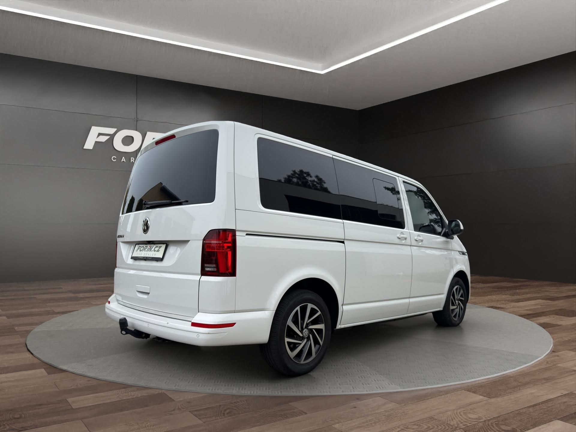 Volkswagen Multivan, 110KW DSG TAŽNÉ TOP STAV - fotka 6