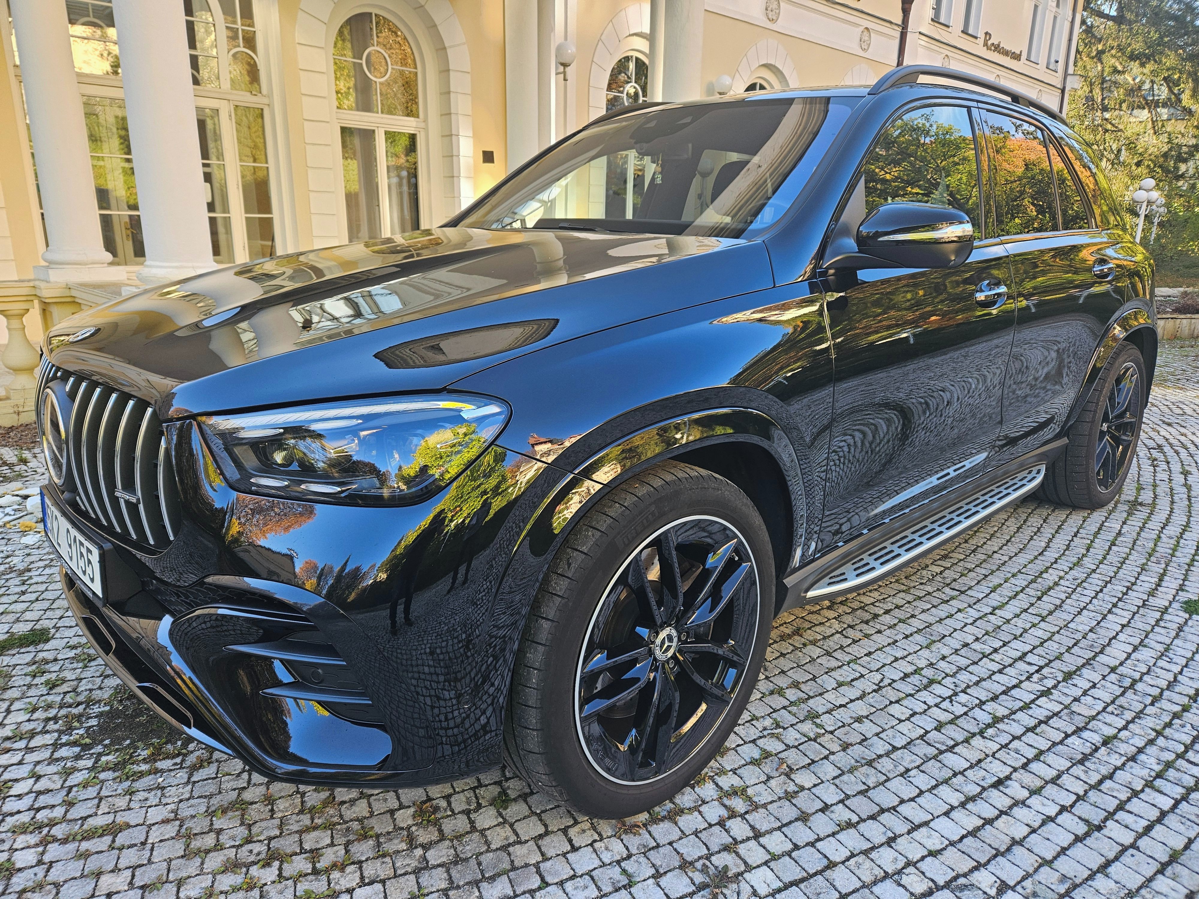 Mercedes-Benz GLE, 450d AMG Max výbava,2 sady kol