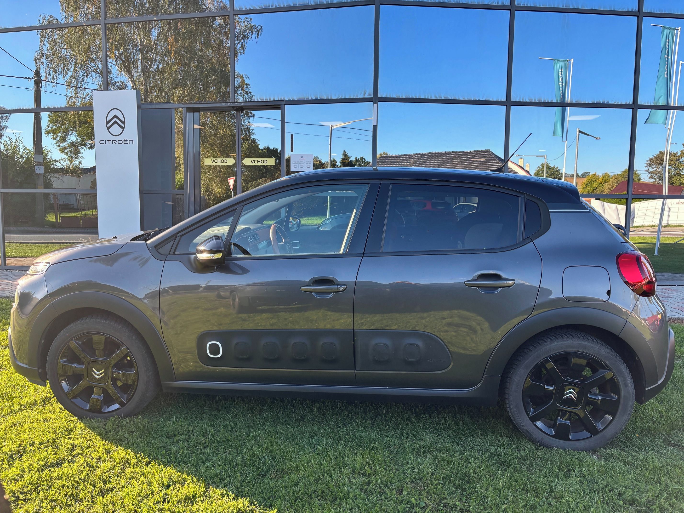 Citroën C3, 1.2 PT110 SHINE 81kW