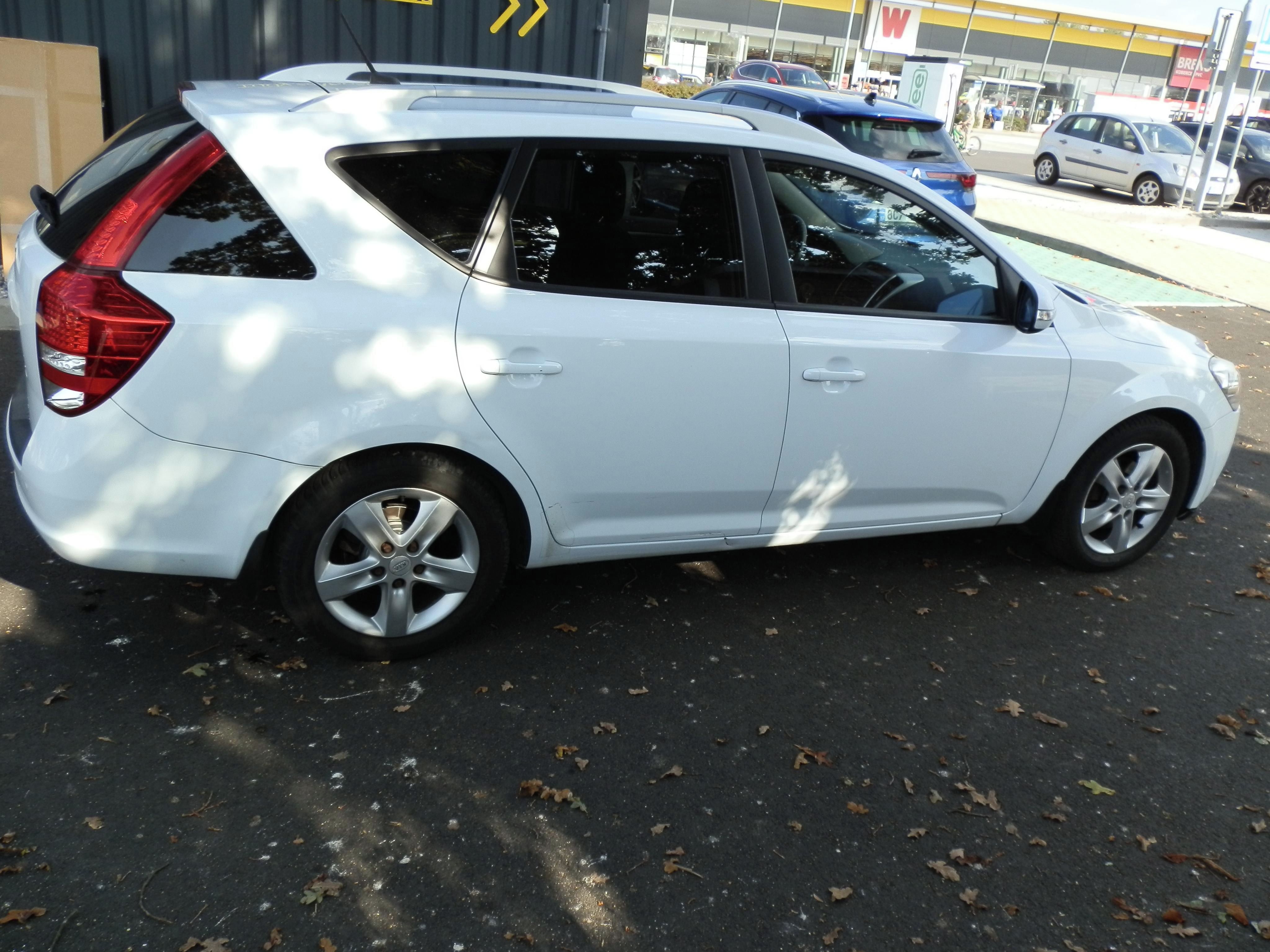 Kia Cee´d, 1,6 LPG - nová STK - fotka 4
