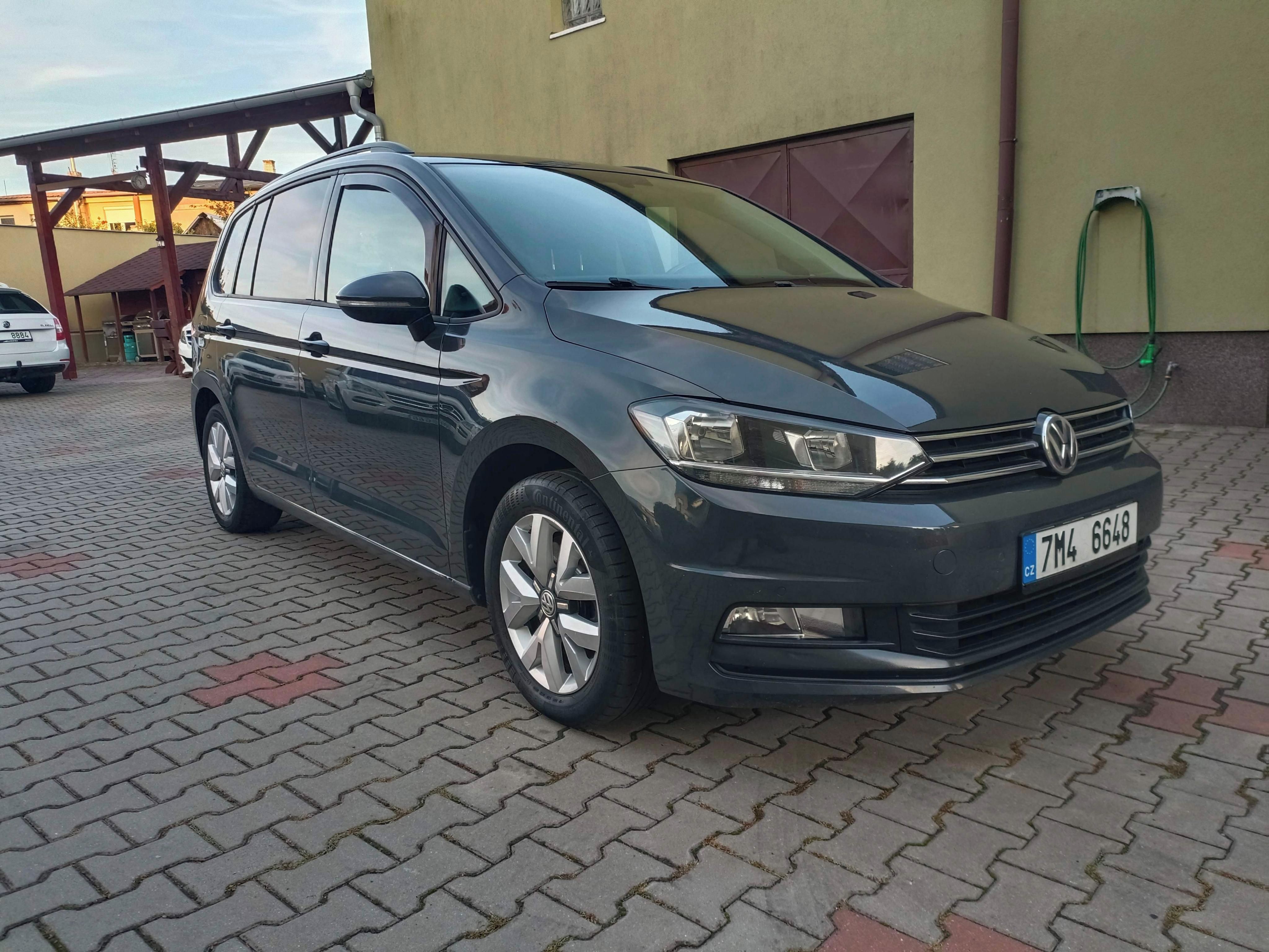 Volkswagen Touran, 1.6 Tdi 85 kW Comfortline - fotka 6
